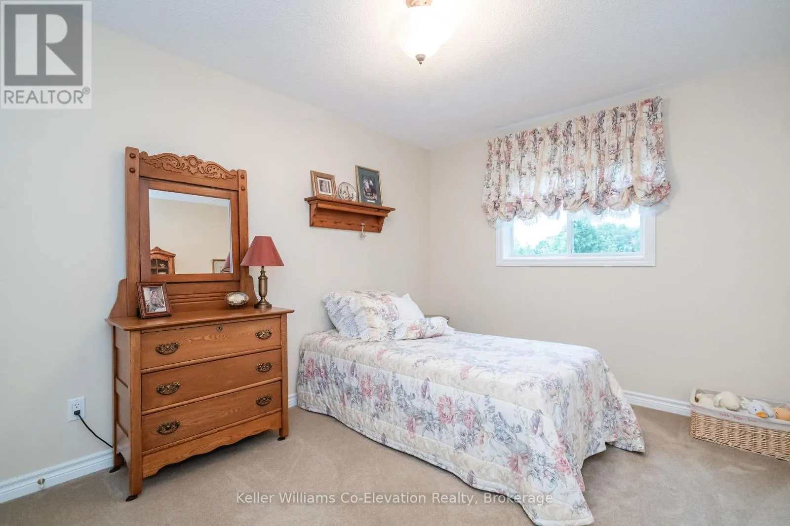 167 LUCKPORT CRESCENT