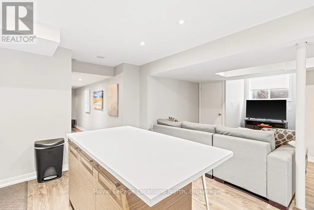 103 GARBUTT CRESCENT