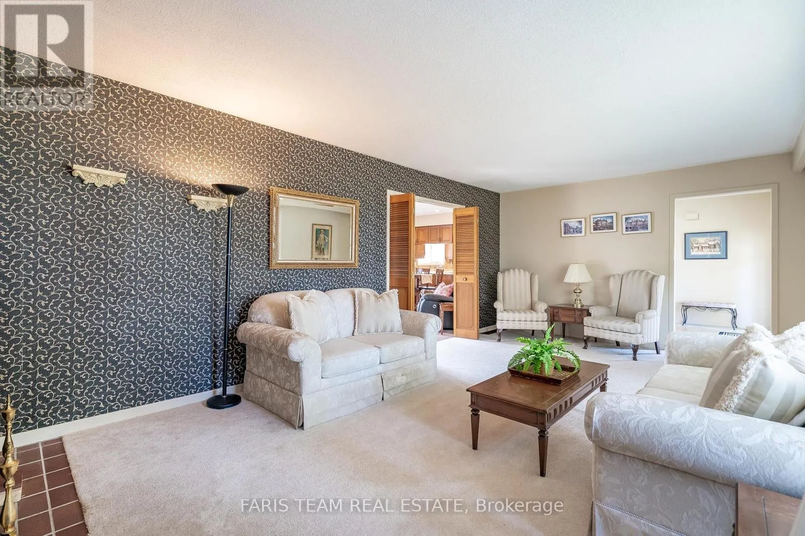 15 LAWRENCE AVENUE