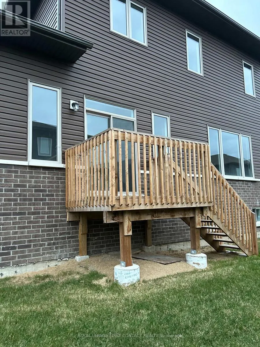 3778 SUNBANK CRESCENT