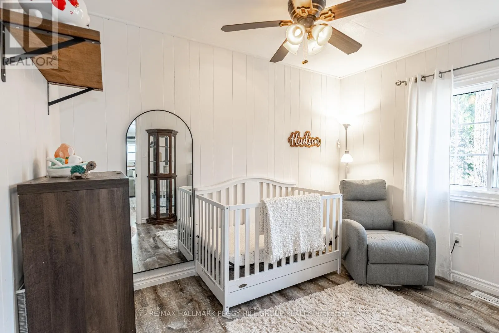 1939 TINY BEACHES ROAD S