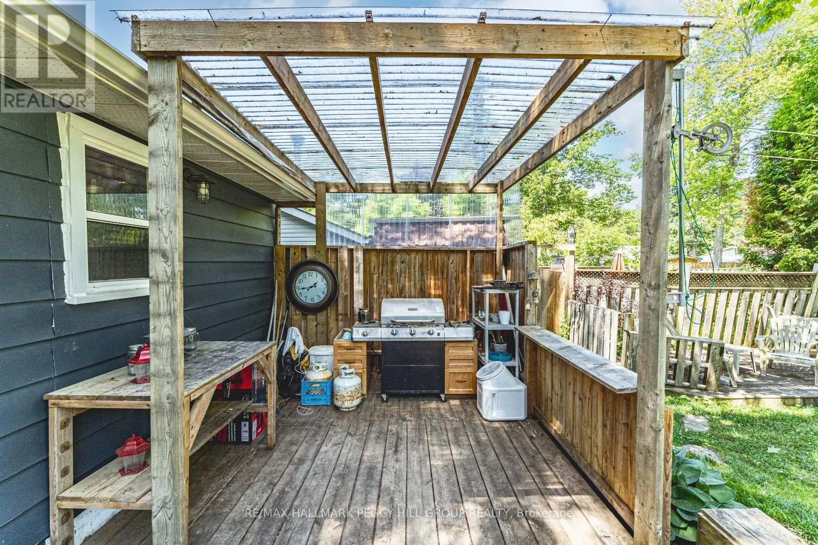 1939 TINY BEACHES ROAD S