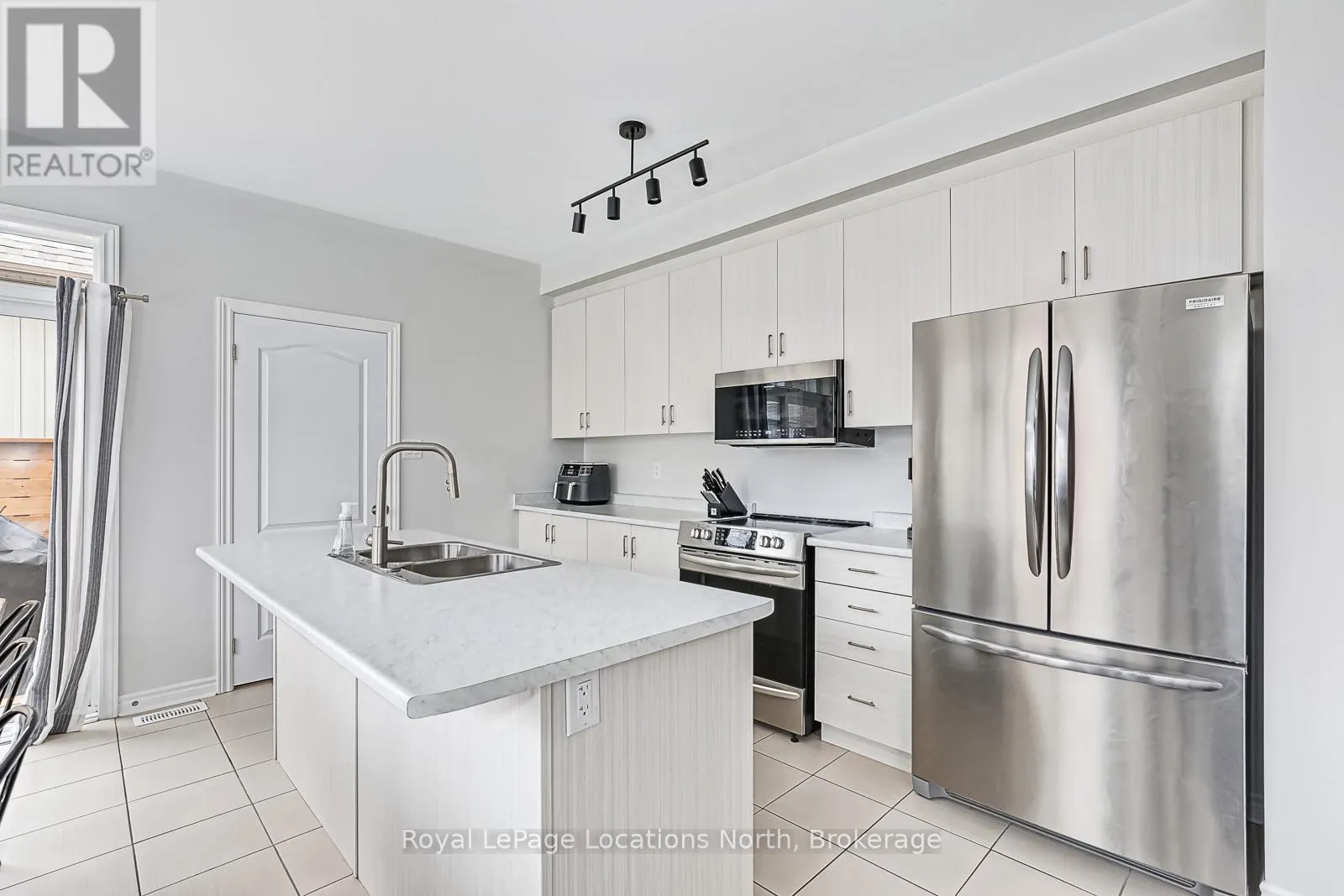 48 MCLEAN AVENUE