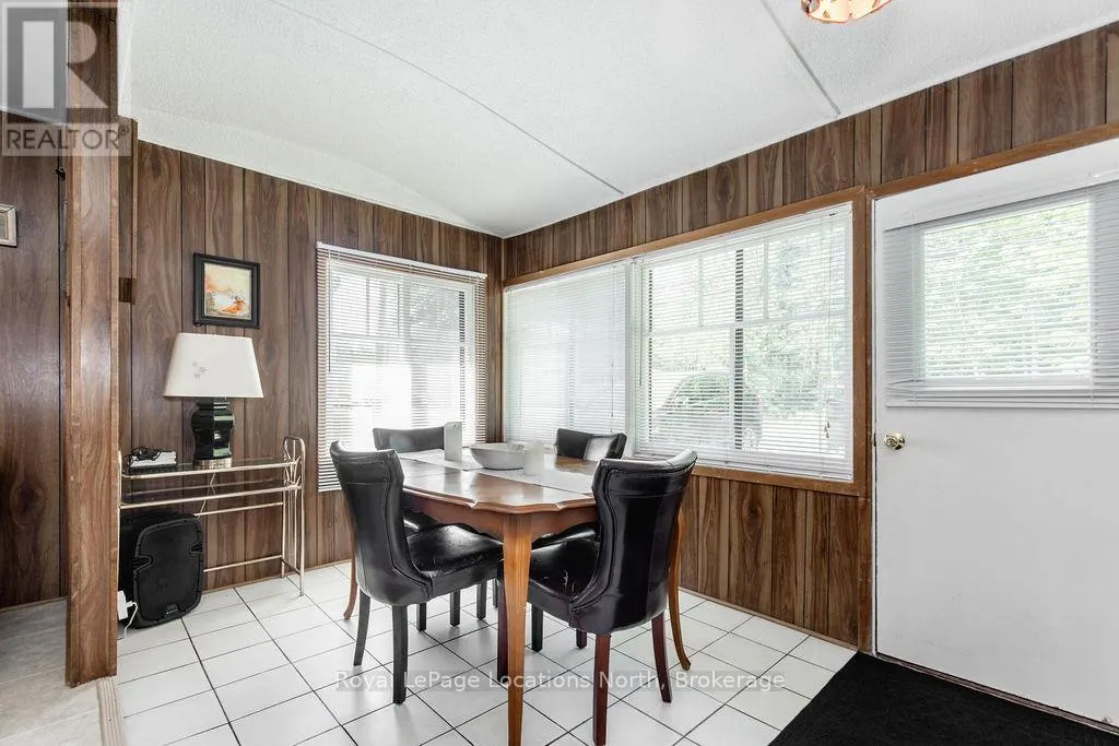 1981 TINY BEACHES ROAD S