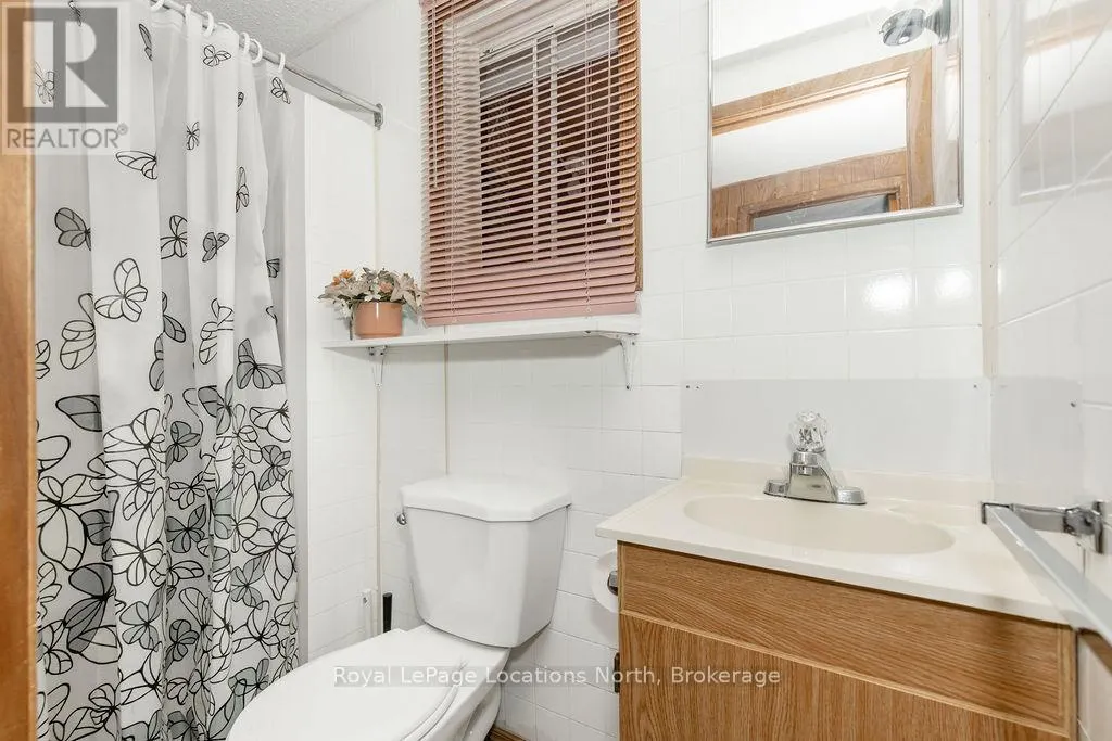 1981 TINY BEACHES ROAD S