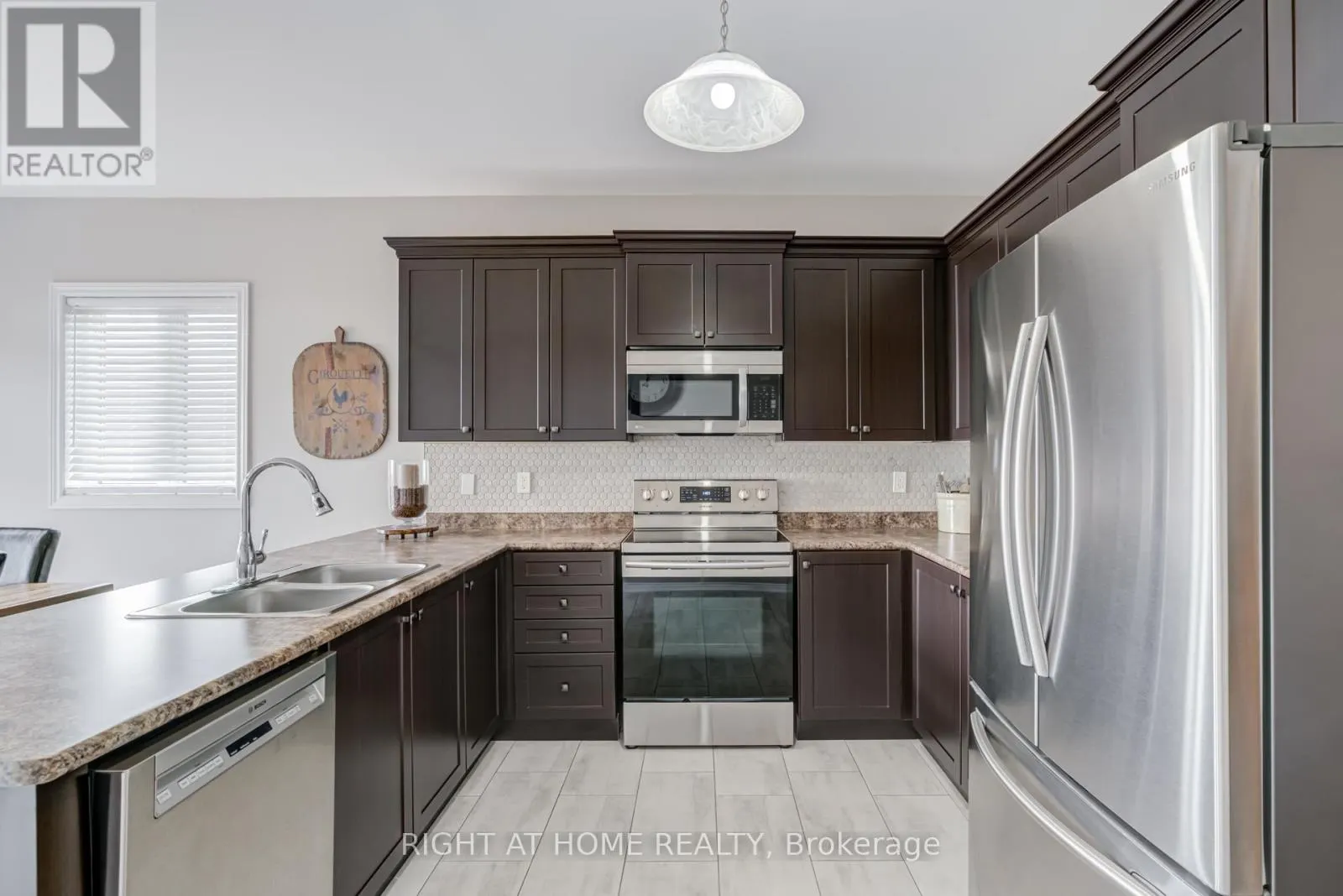 3125 MONARCH DRIVE