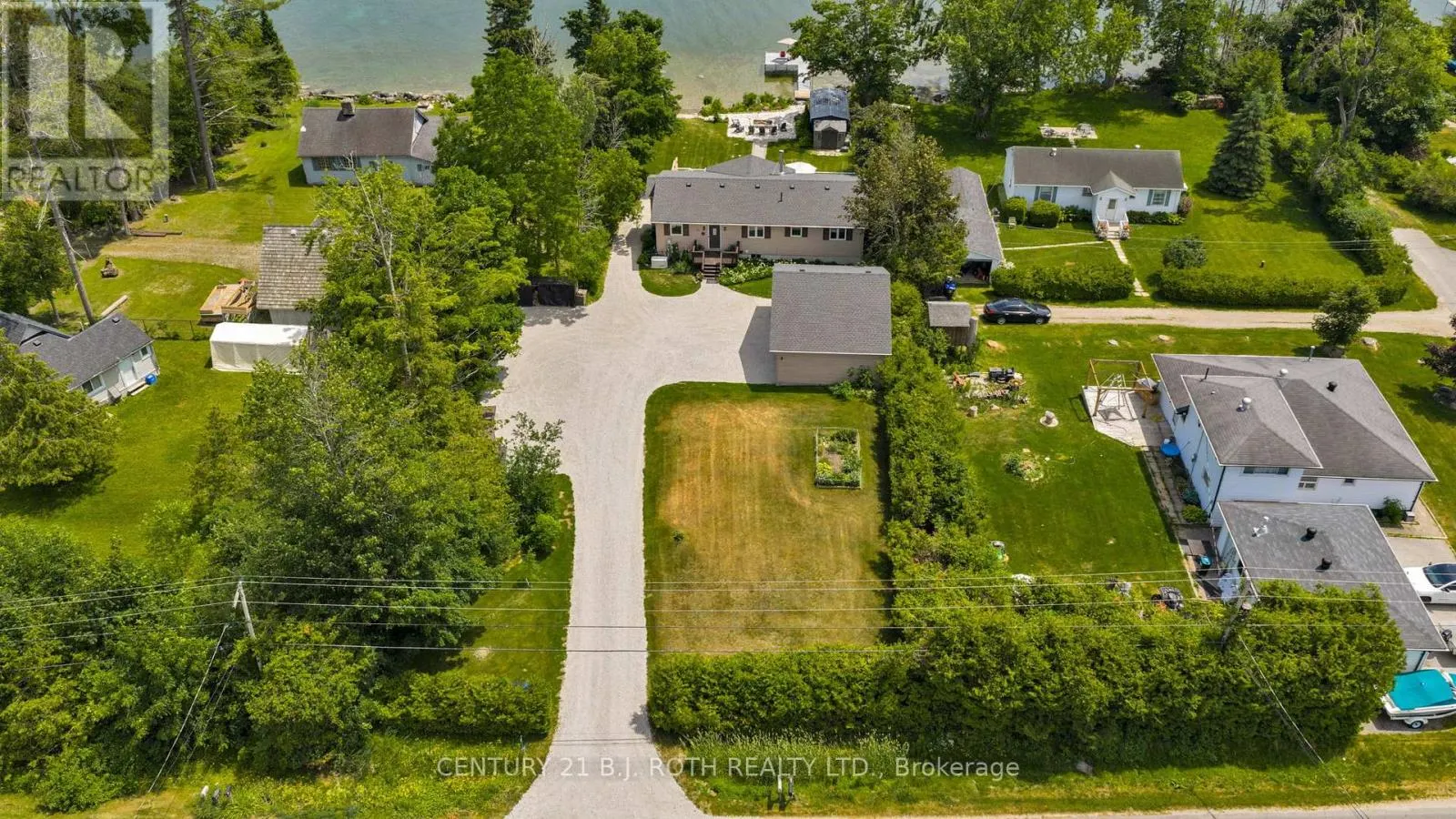 95 LAKESHORE ROAD E