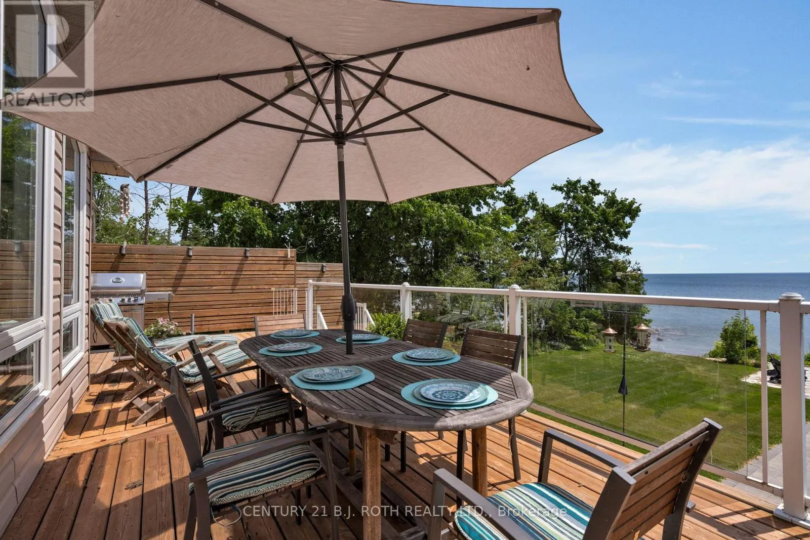 95 LAKESHORE ROAD E