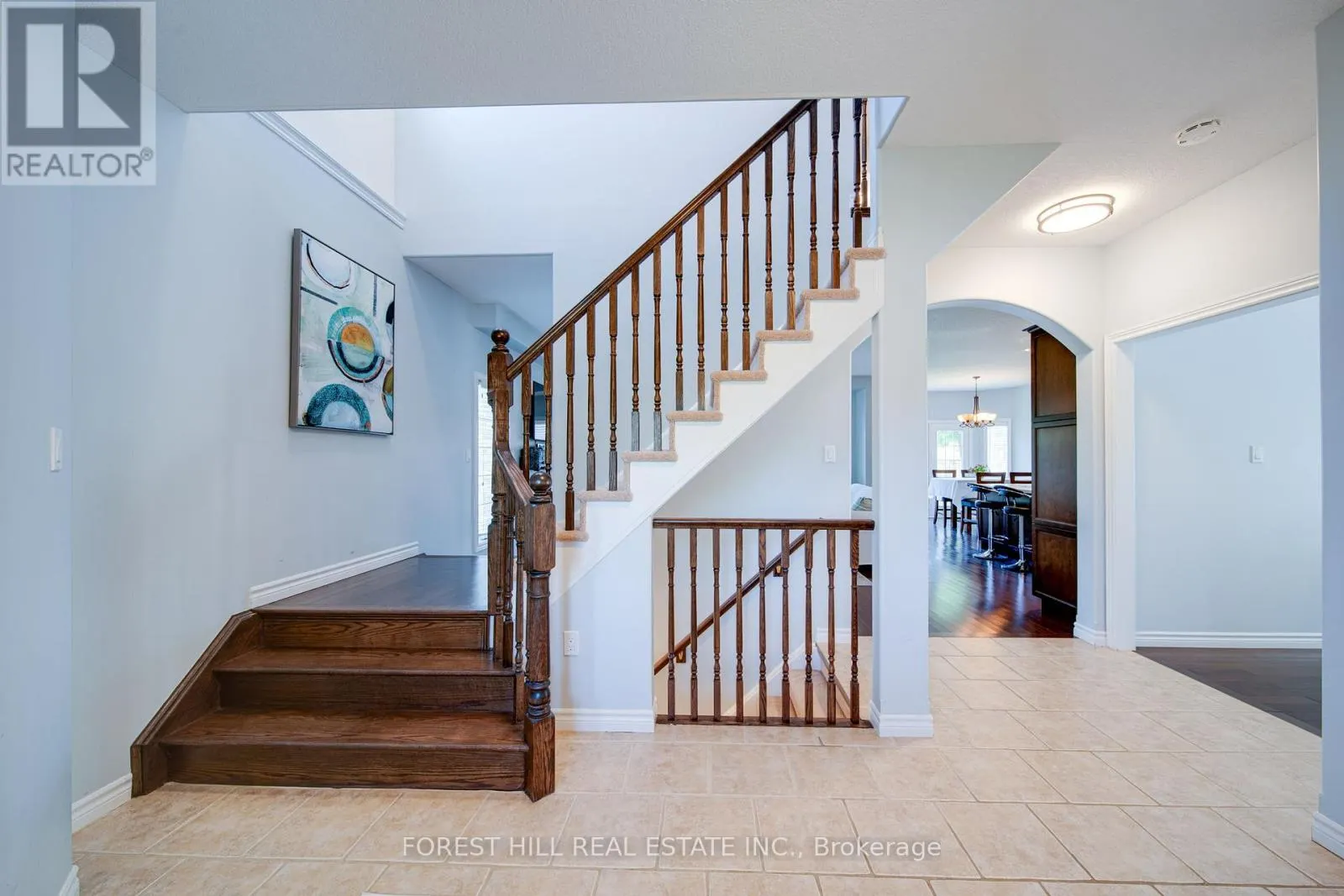 54 CHAMBERLAIN CRESCENT