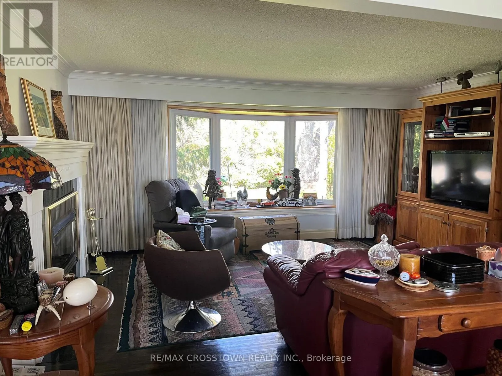 155 PARKSIDE DRIVE