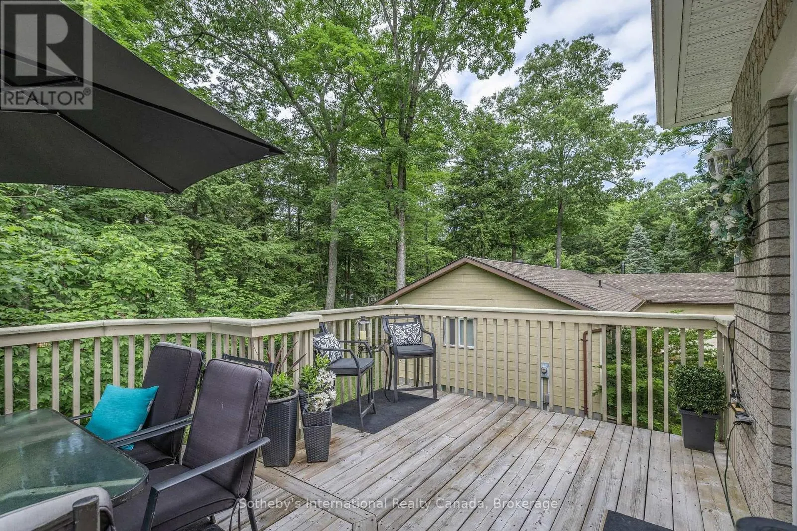 62 OLIVER DRIVE
