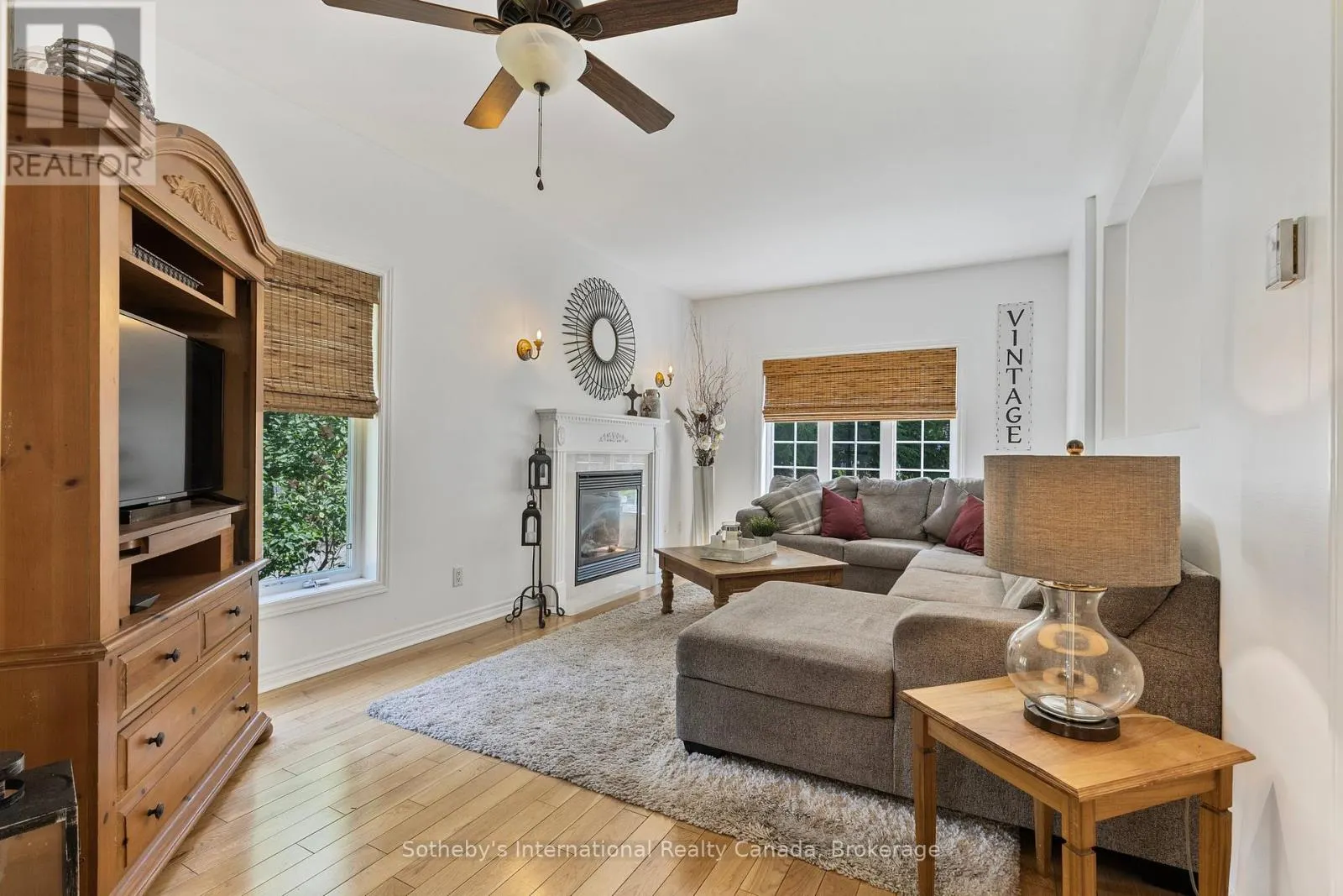 62 OLIVER DRIVE