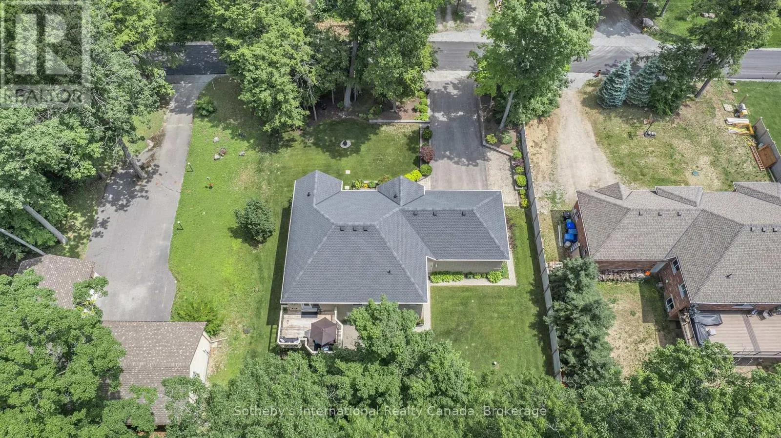 62 OLIVER DRIVE