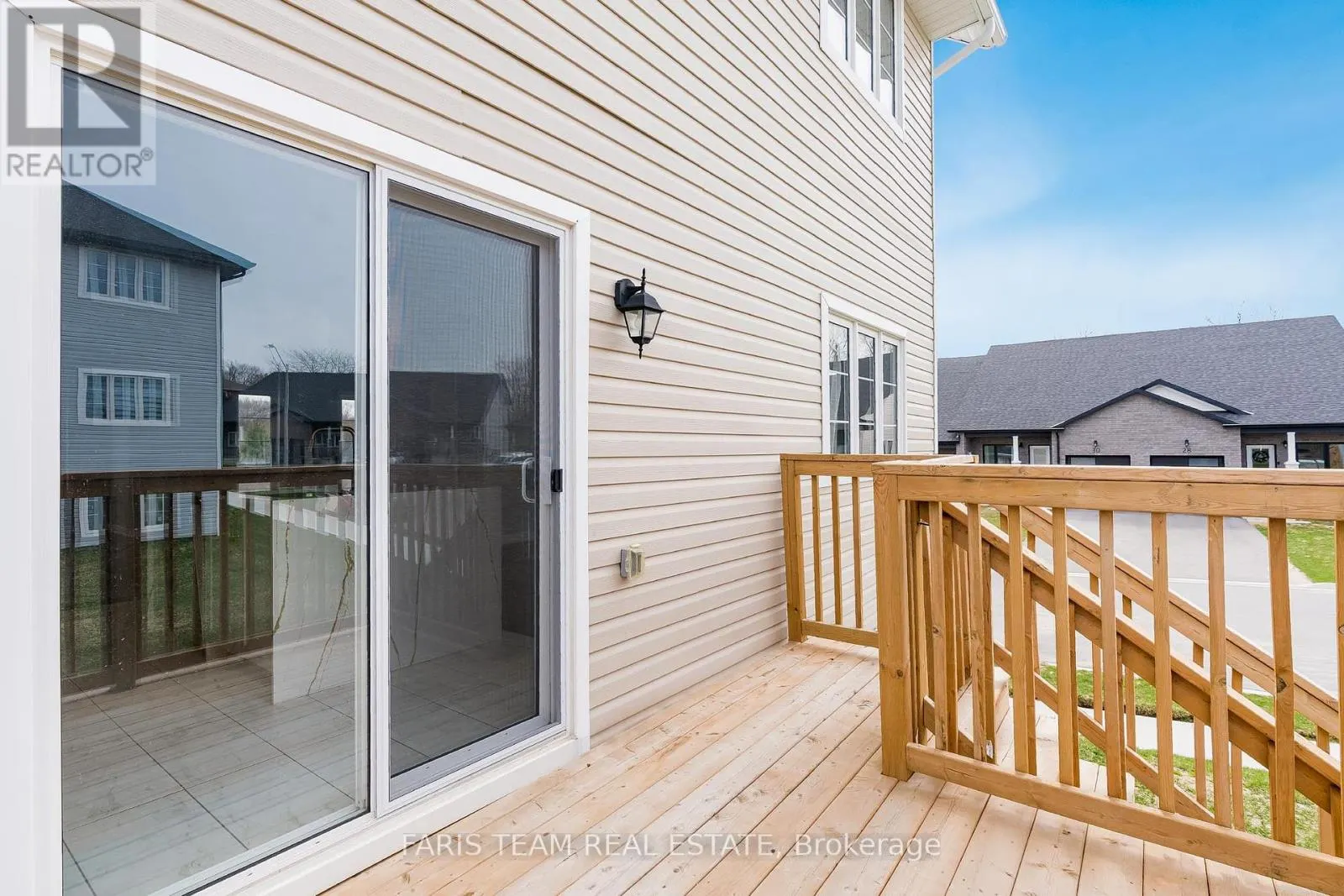 43 LAHEY CRESCENT