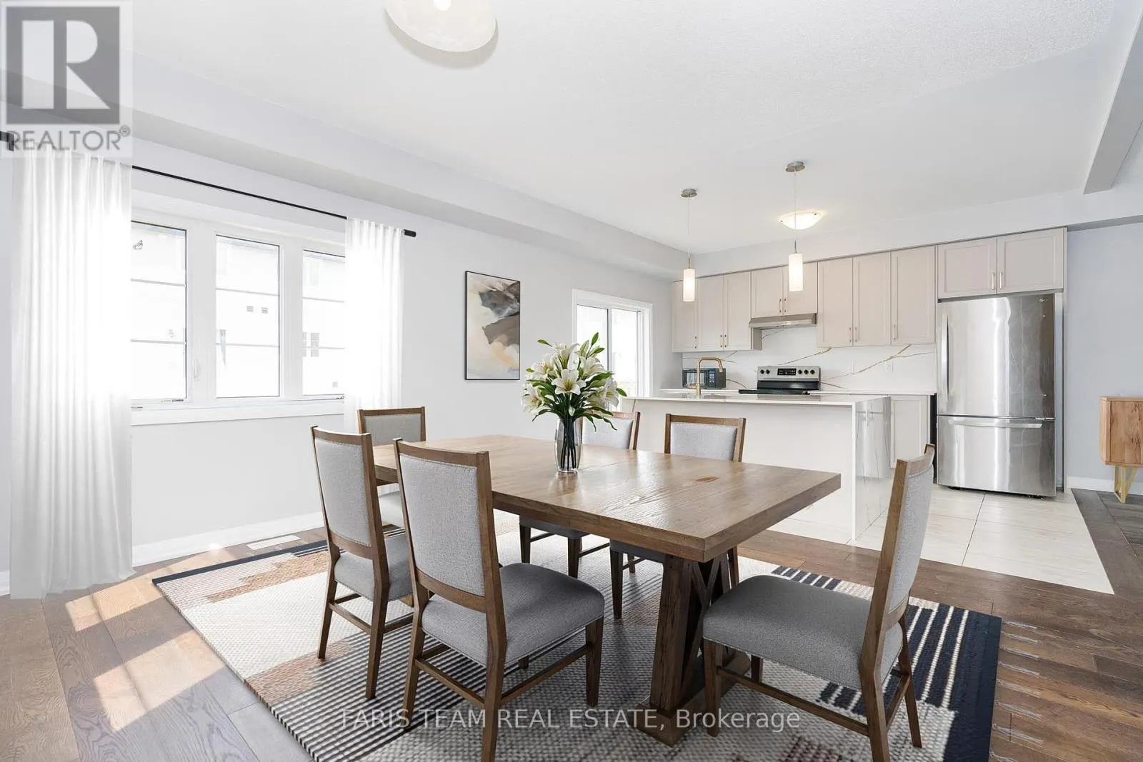 43 LAHEY CRESCENT