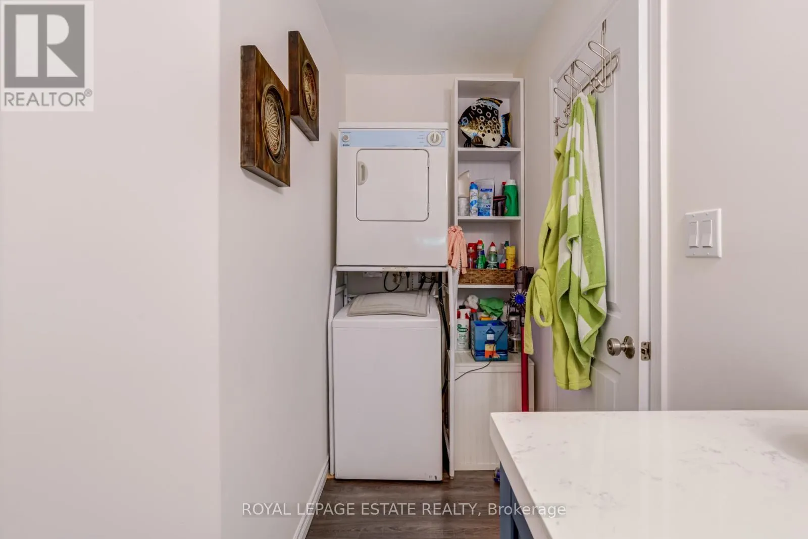 107 NICOLE BOULEVARD