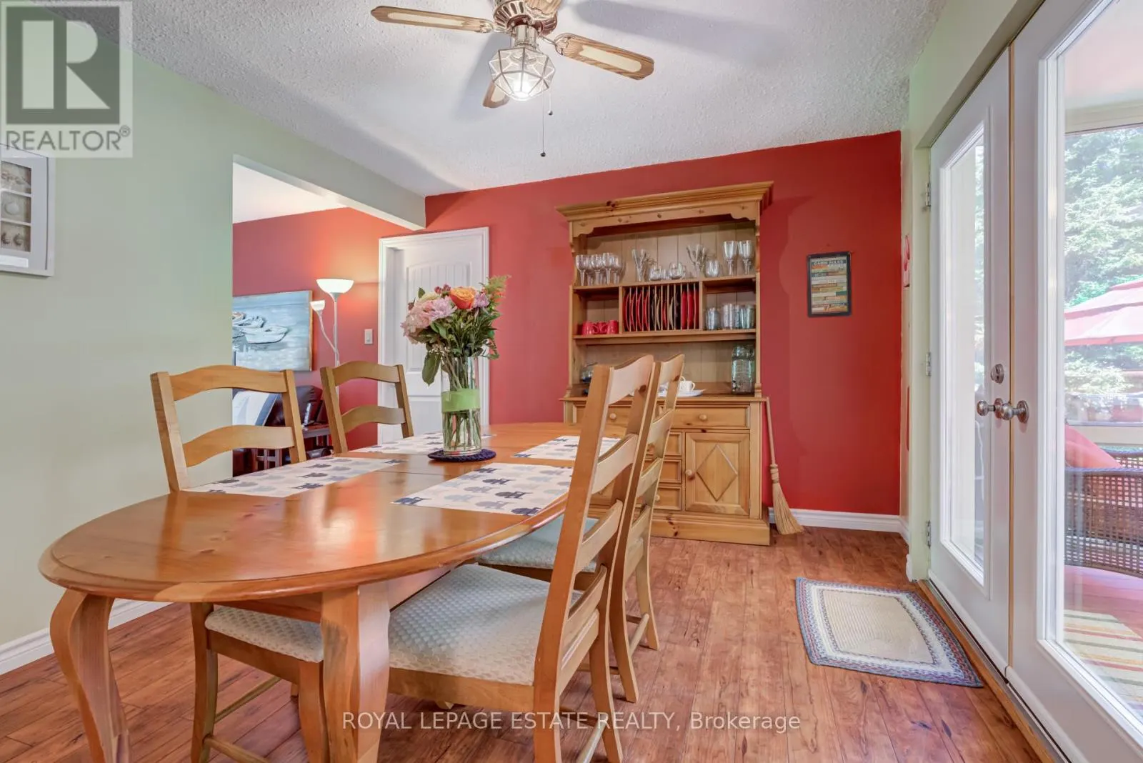 107 NICOLE BOULEVARD