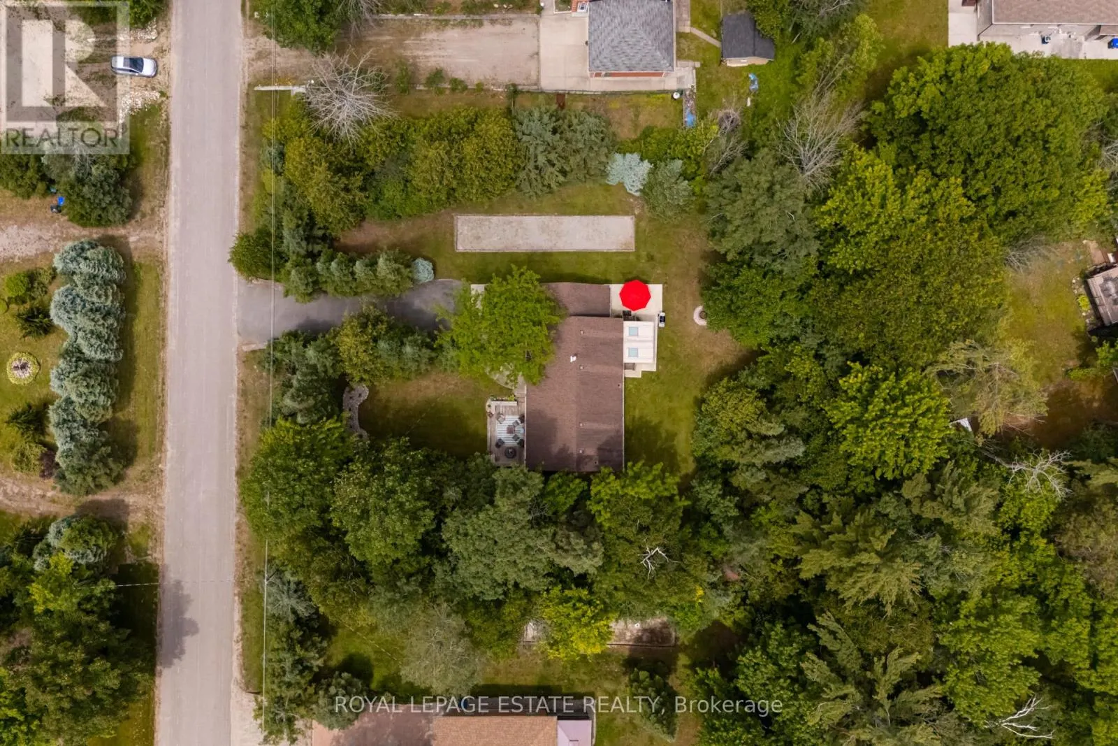 107 NICOLE BOULEVARD