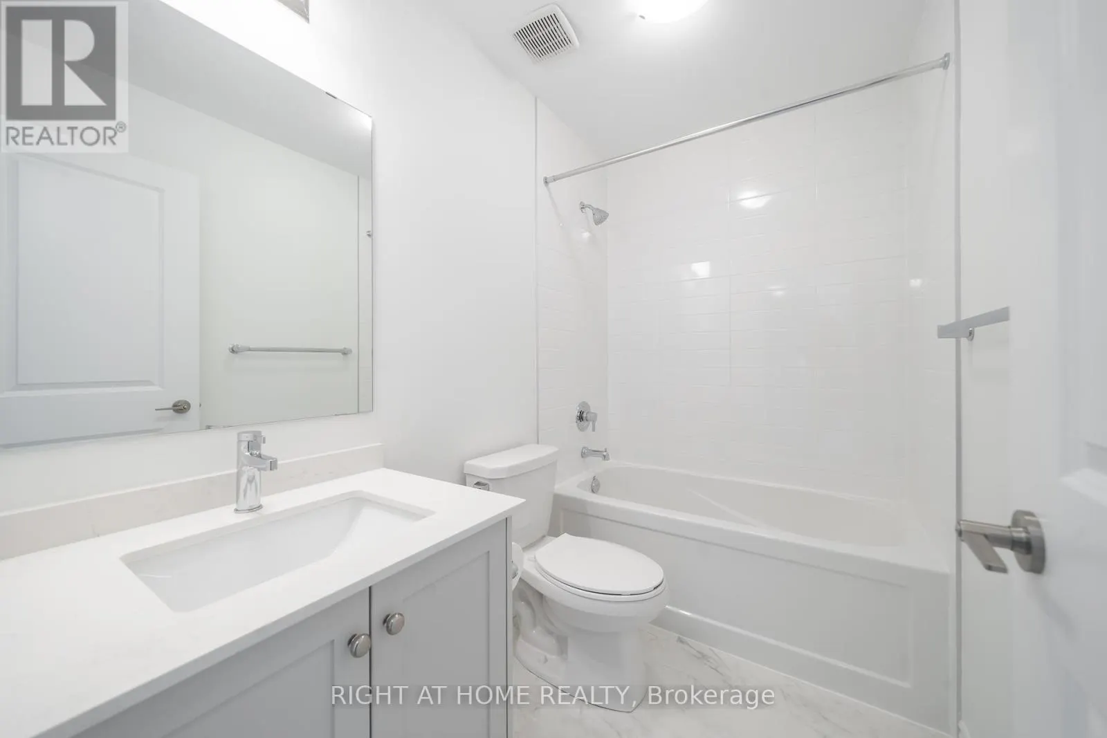 26 WEST OAK TRAIL