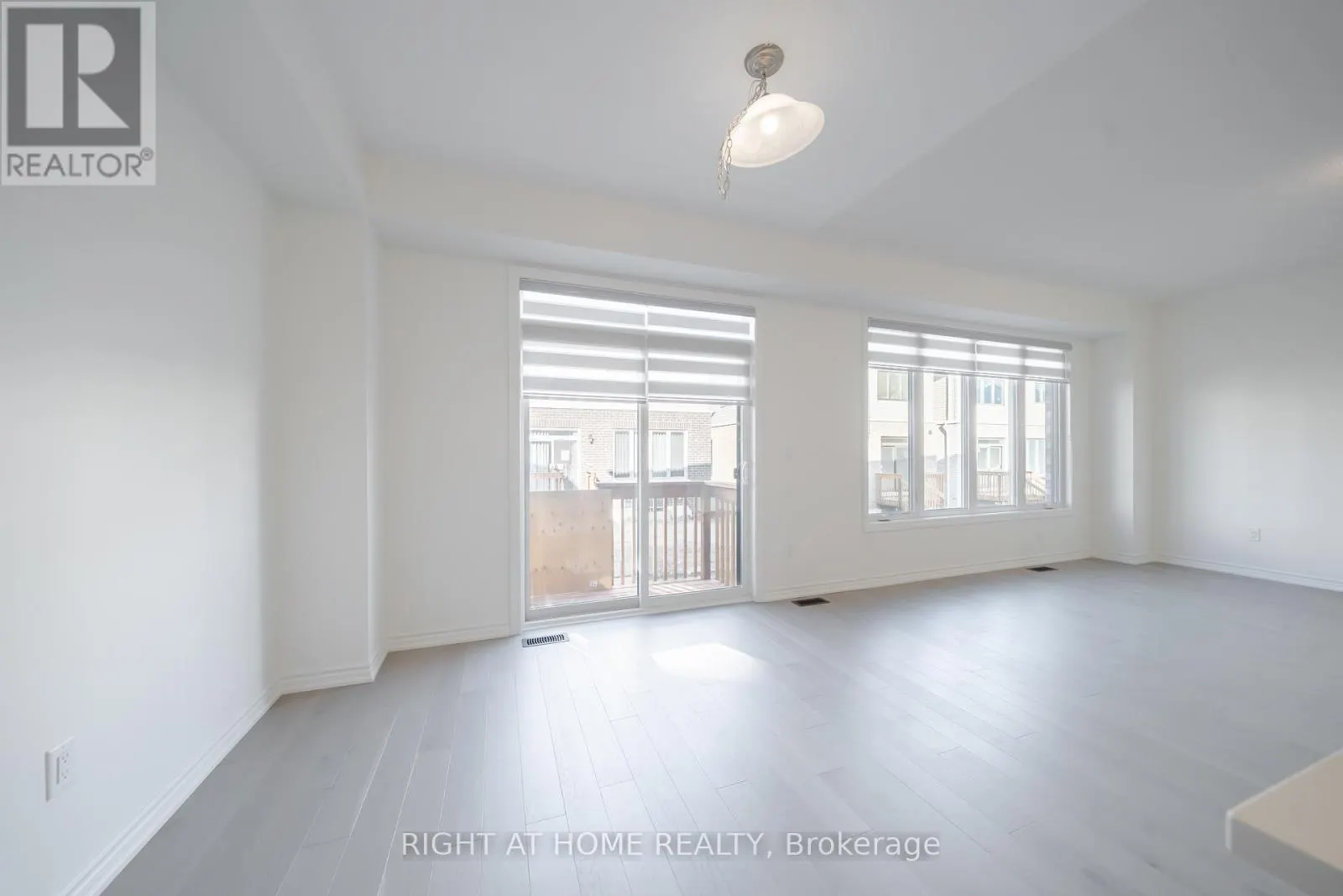 26 WEST OAK TRAIL
