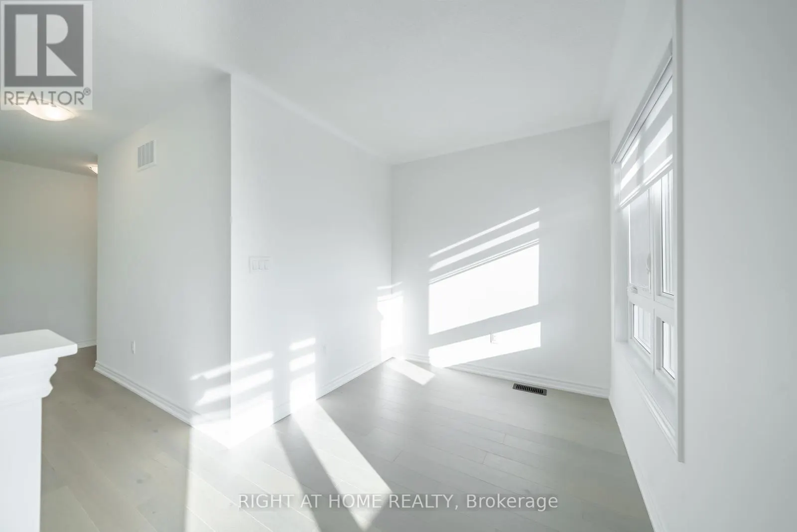 26 WEST OAK TRAIL