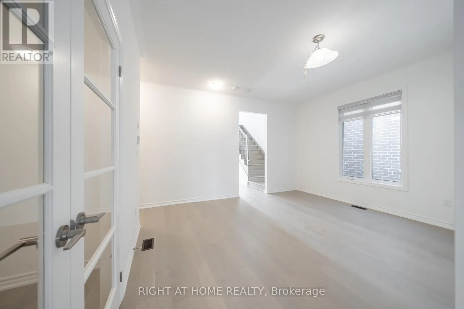 26 WEST OAK TRAIL