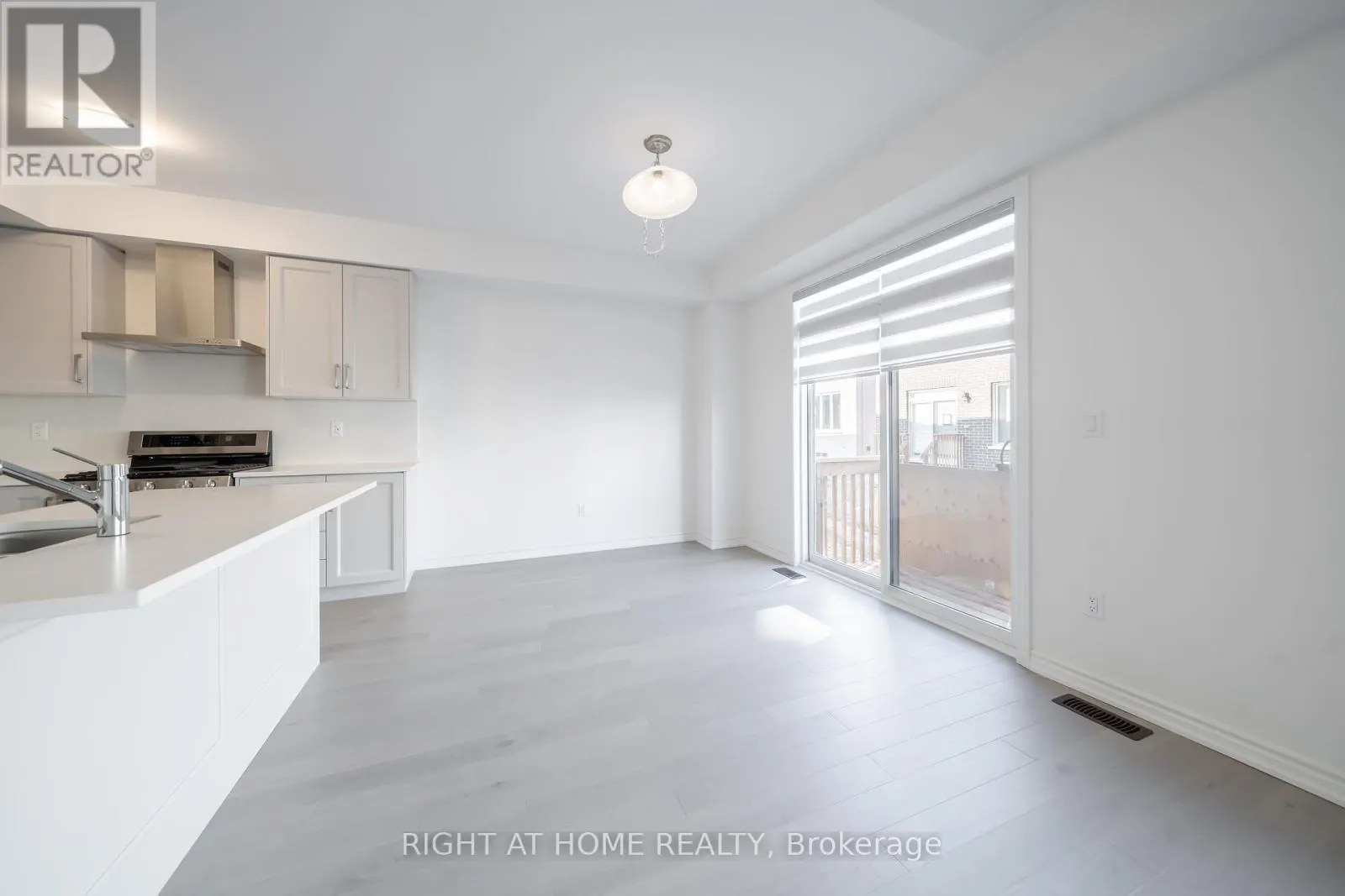 26 WEST OAK TRAIL