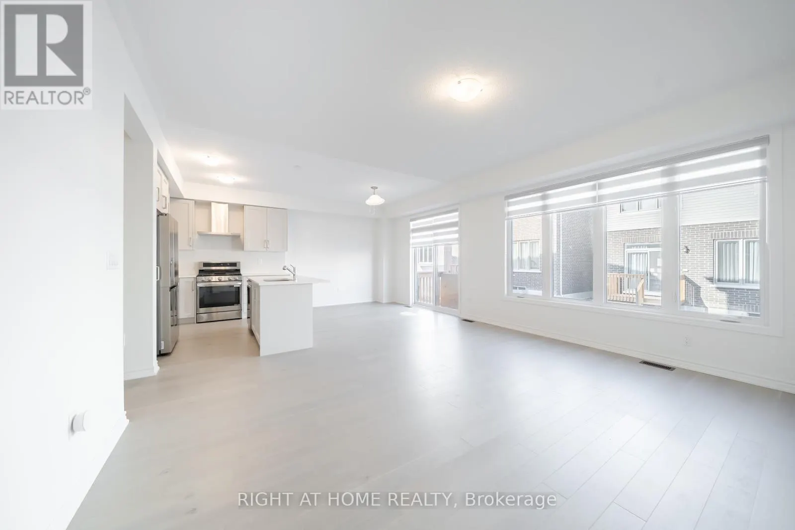 26 WEST OAK TRAIL