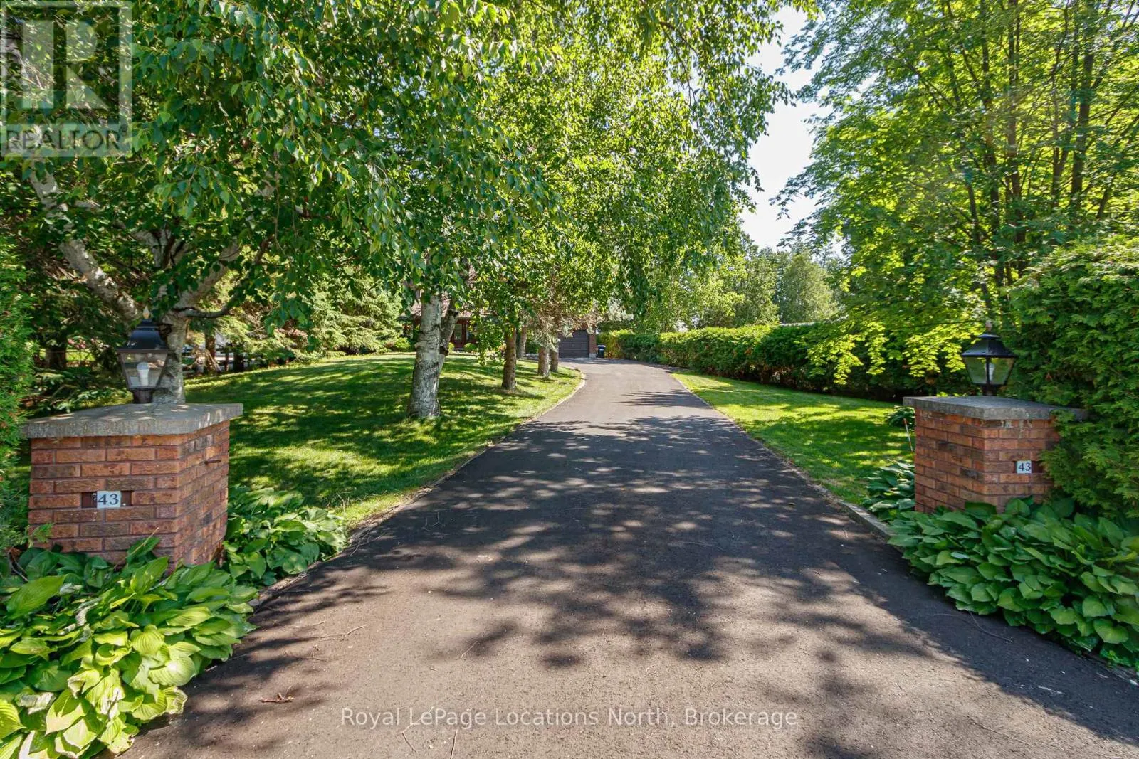 43 GEORGIAN MANOR DRIVE