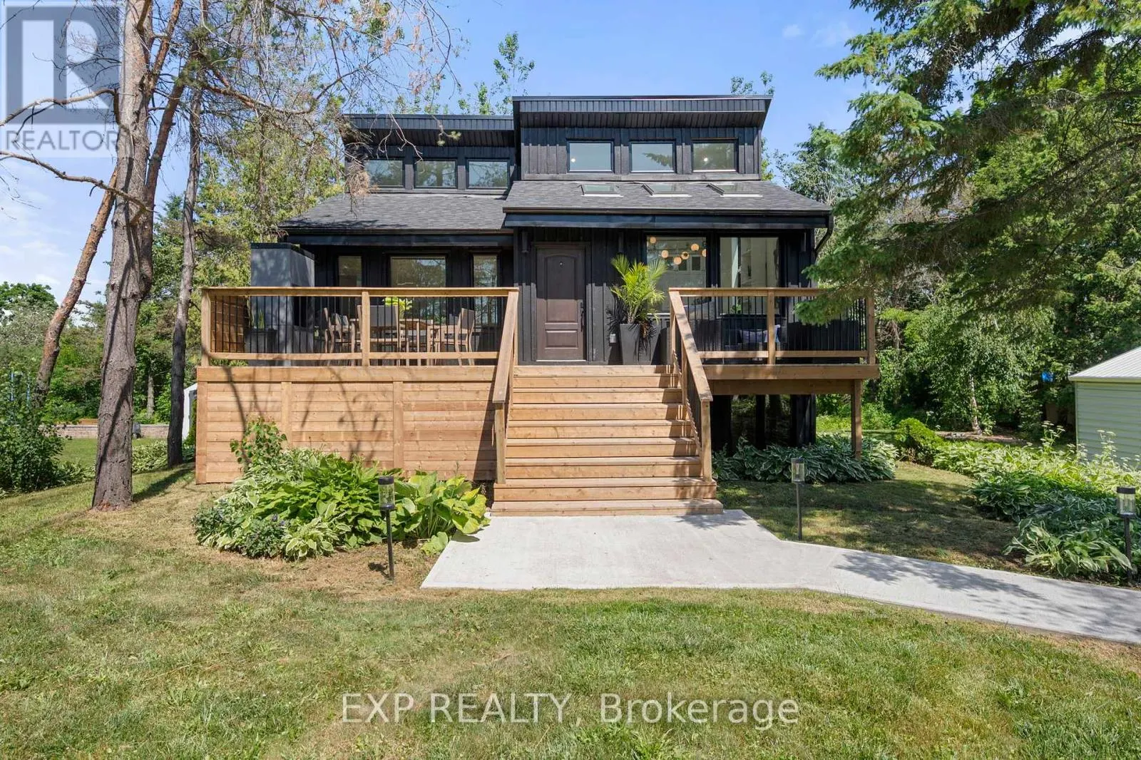 24 SHELSWELL BOULEVARD