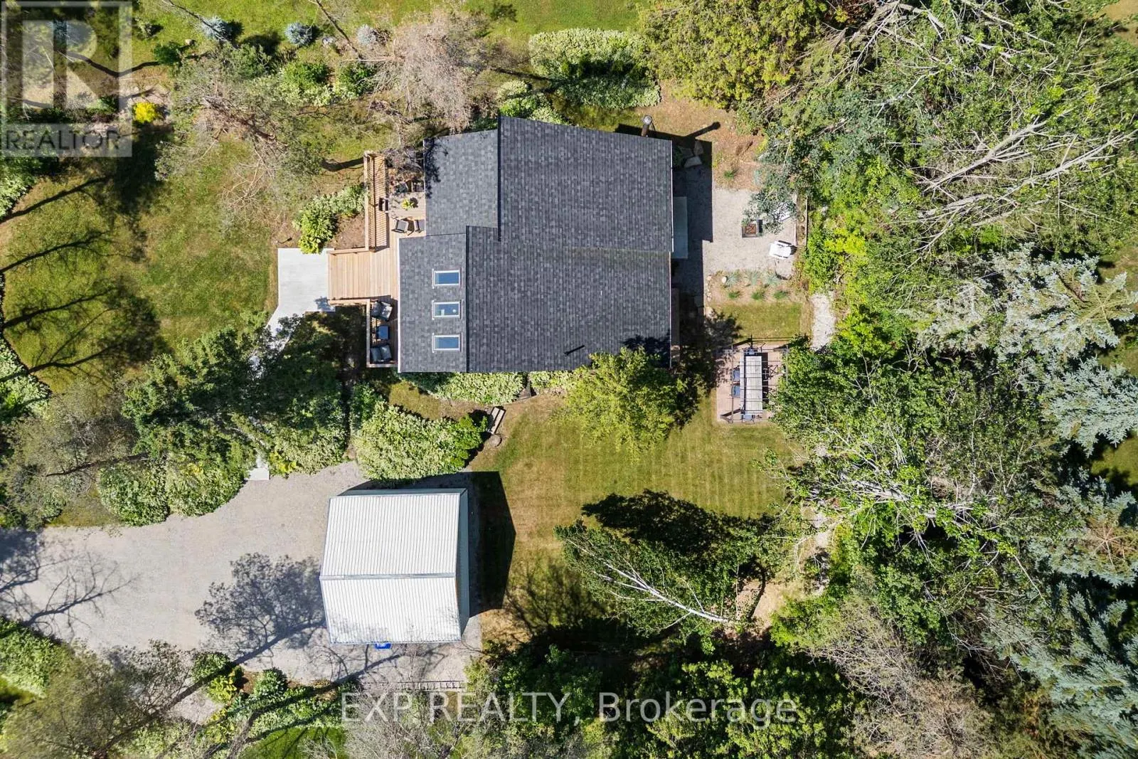 24 SHELSWELL BOULEVARD