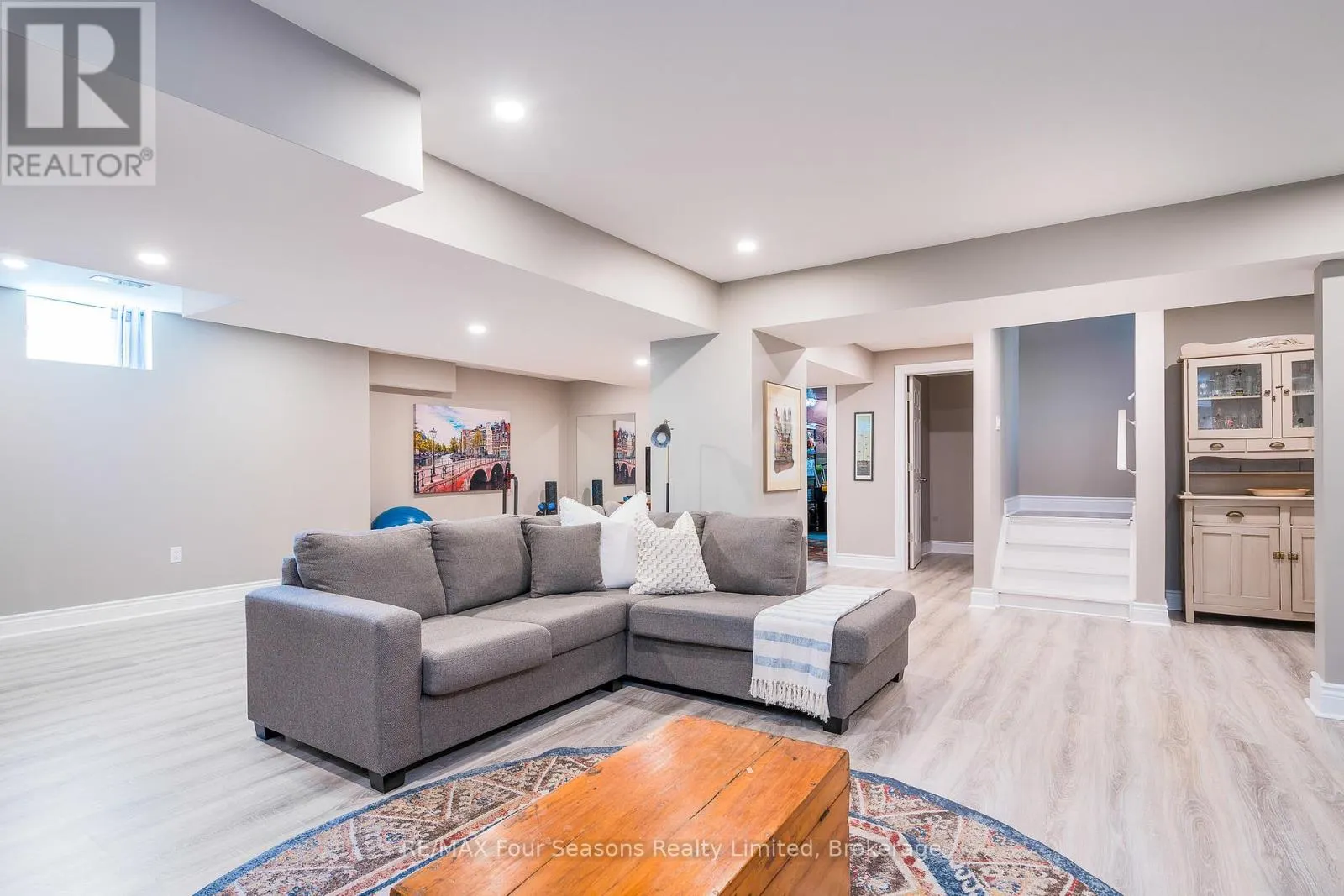 64 KIRBY AVENUE