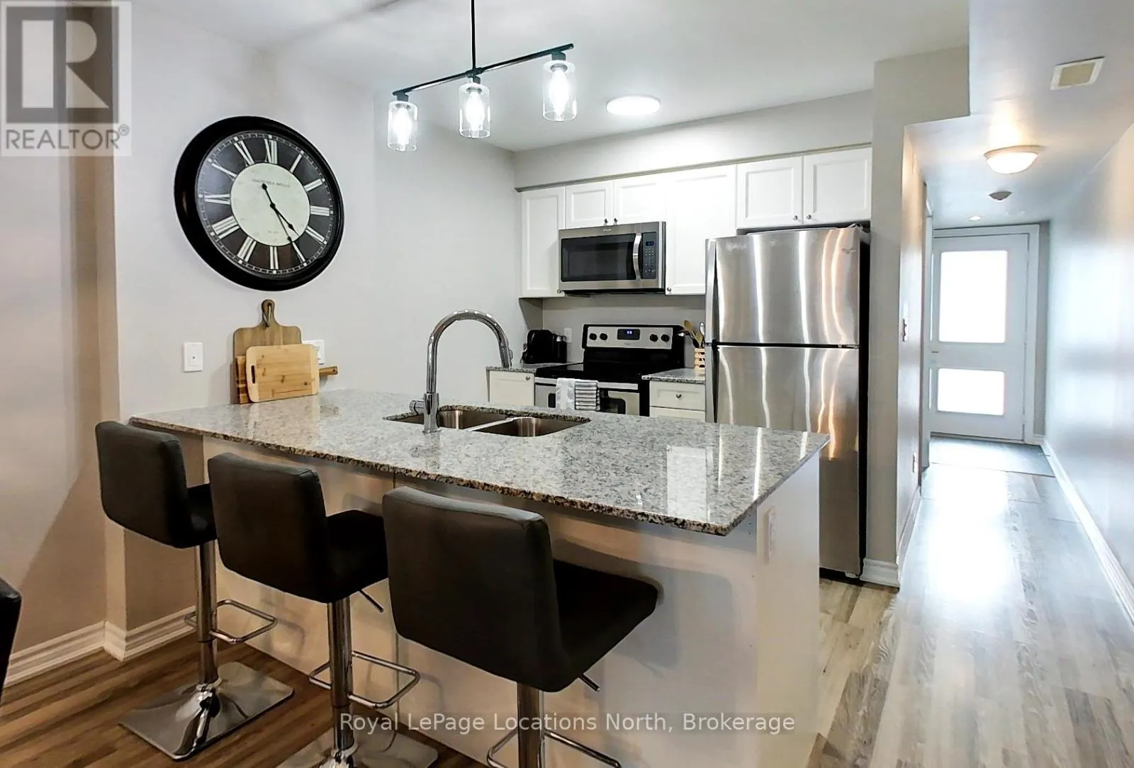 102 - 5 ANCHORAGE CRESCENT, #102
