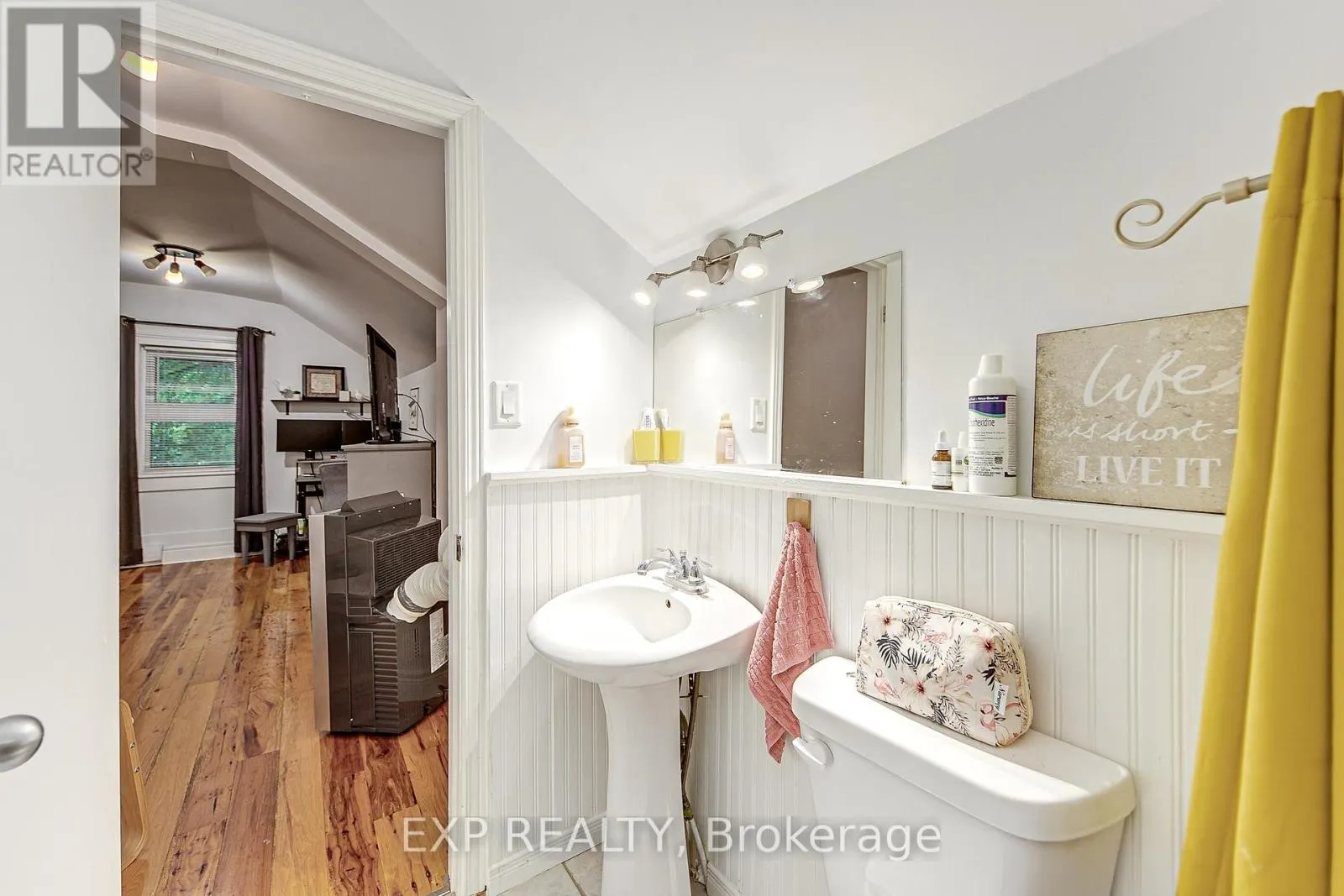 2 FRANCIS STREET E