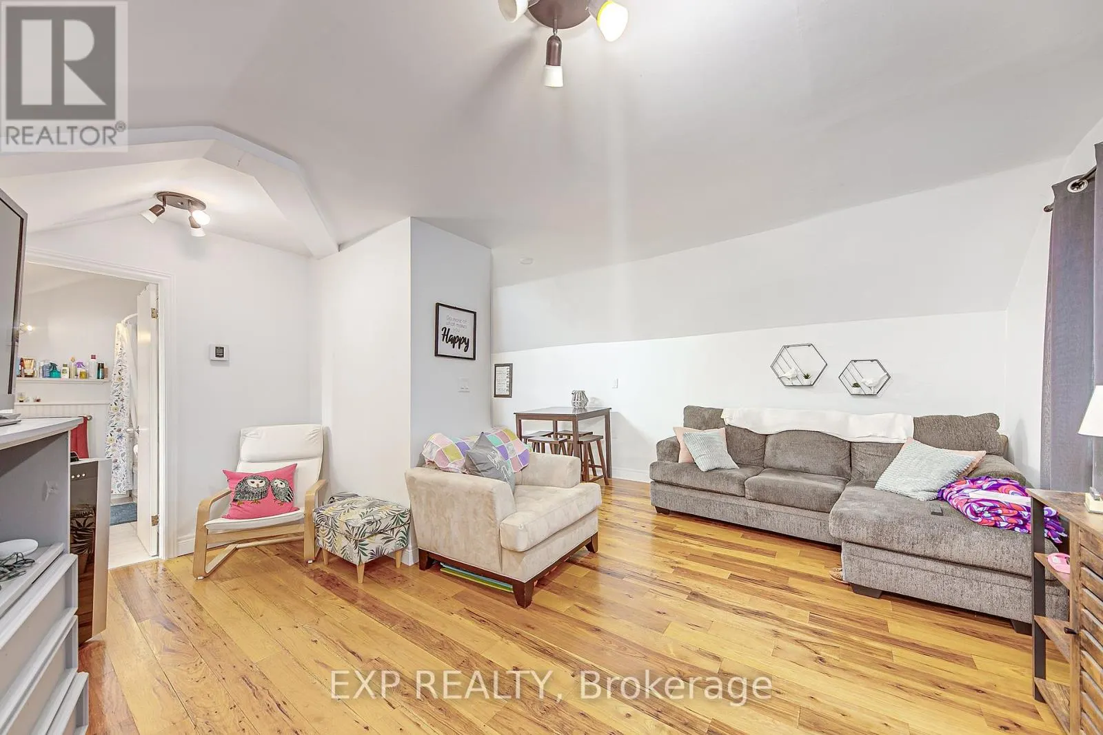 2 FRANCIS STREET E