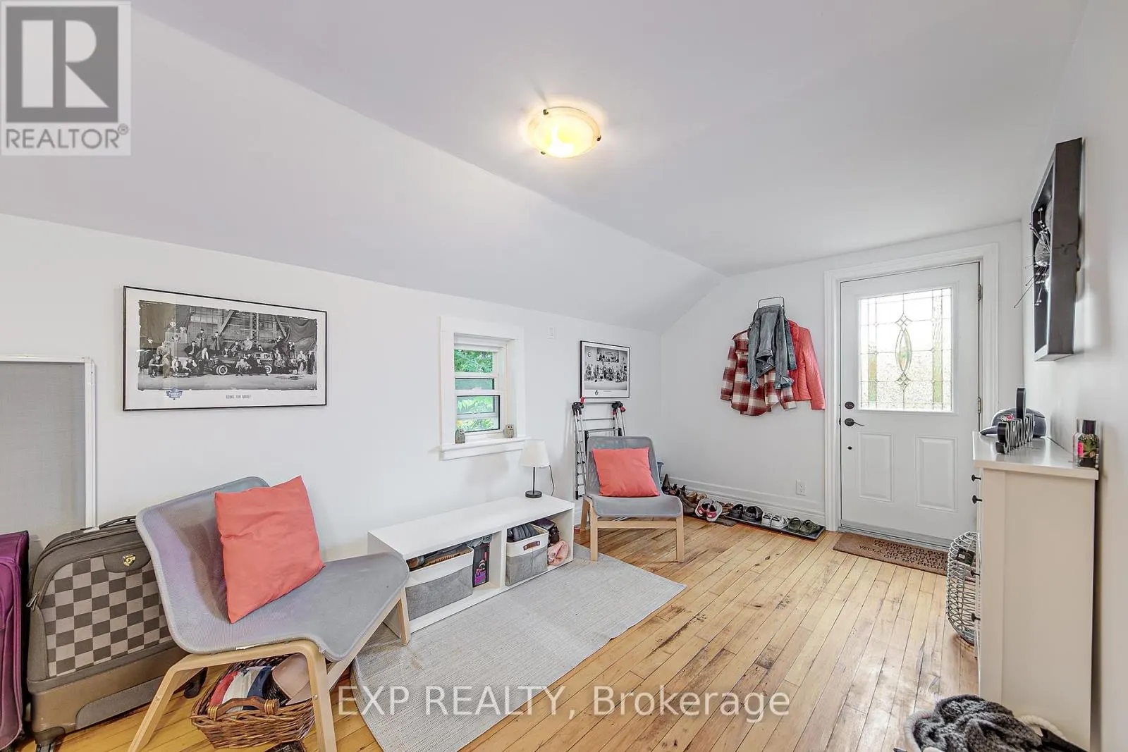 2 FRANCIS STREET E