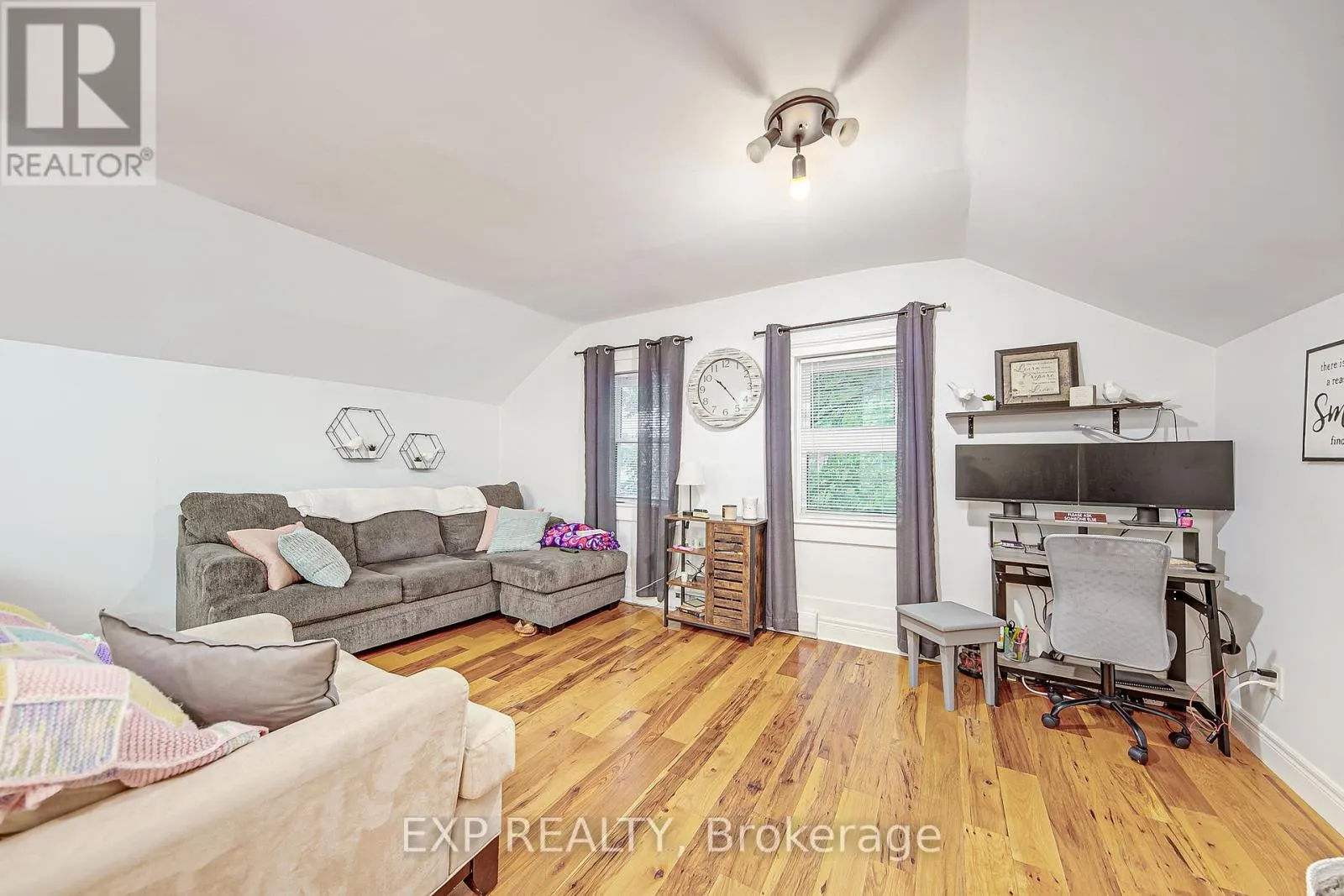 2 FRANCIS STREET E
