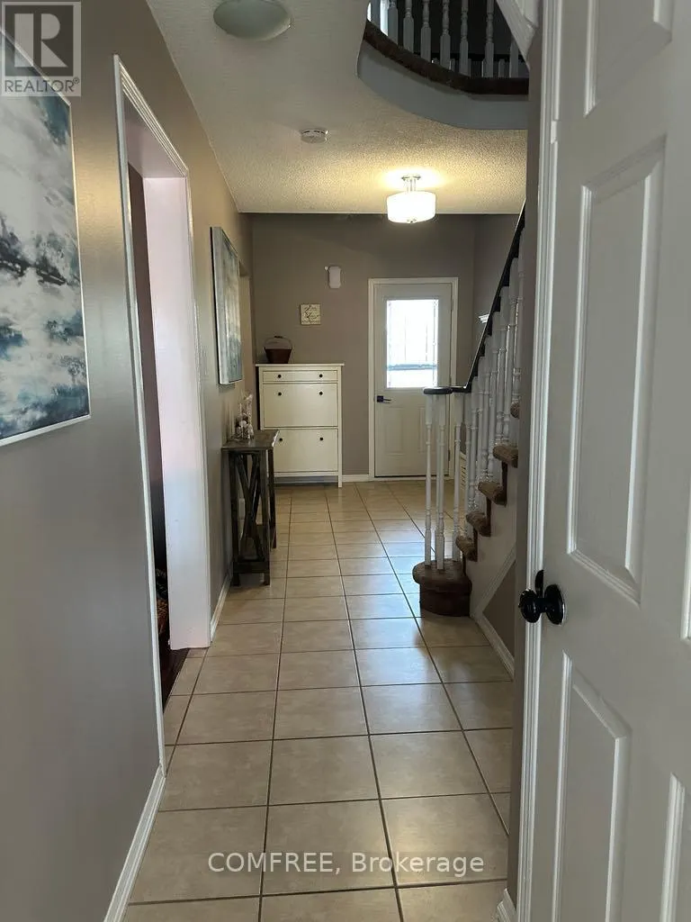 61 CARRUTHERS CRESCENT