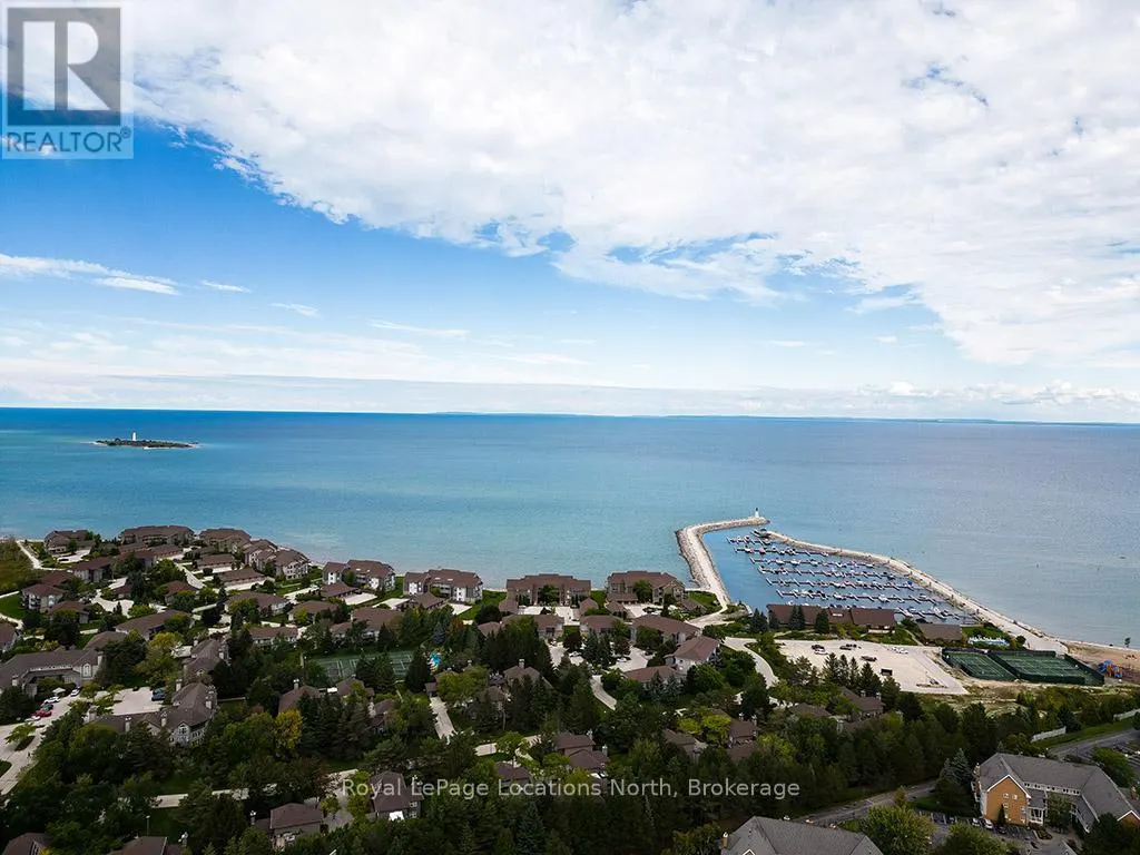 305 - 3 BRANDY LANE DRIVE, #305