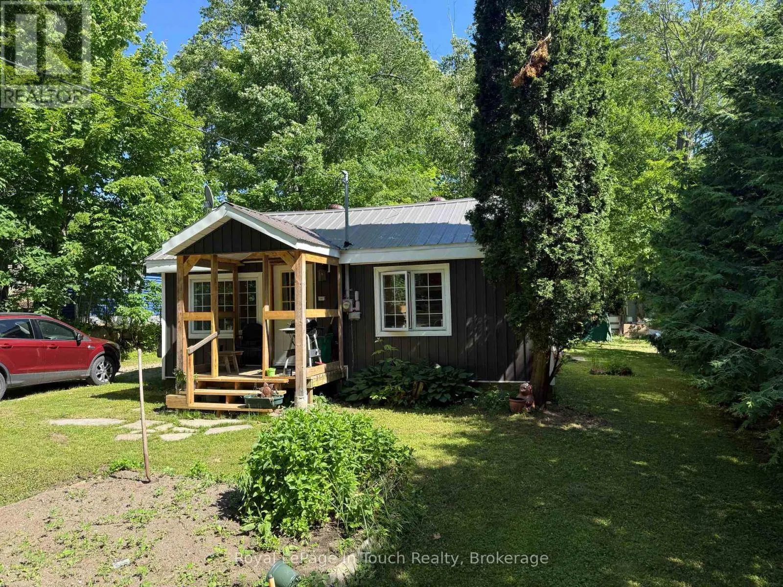 19 NEEDLE ROAD