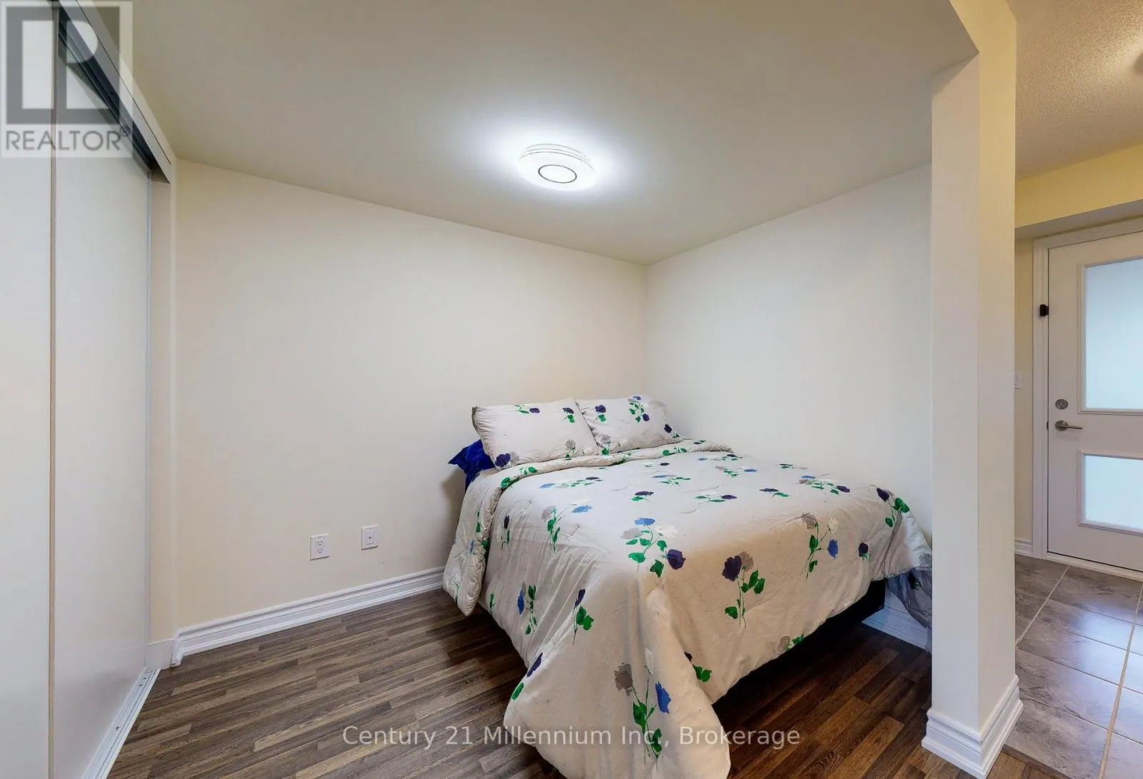 205 - 6 ANCHORAGE CRESCENT, #205