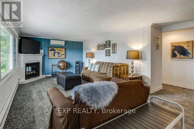 304 CHAMPLAIN ROAD