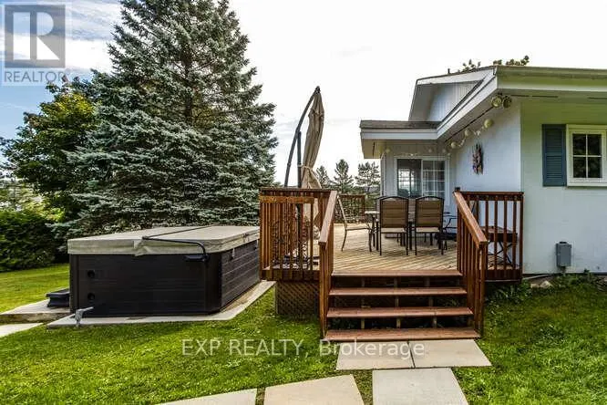 304 CHAMPLAIN ROAD