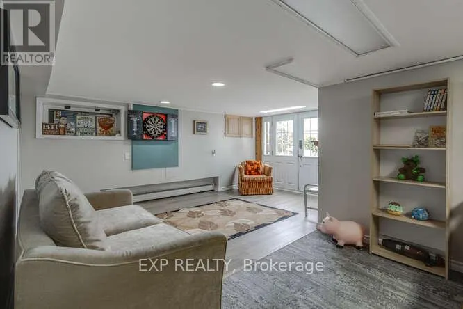 304 CHAMPLAIN ROAD
