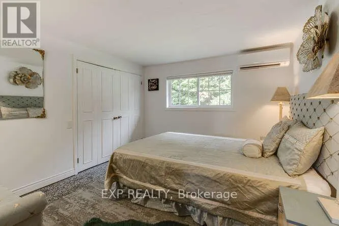 304 CHAMPLAIN ROAD