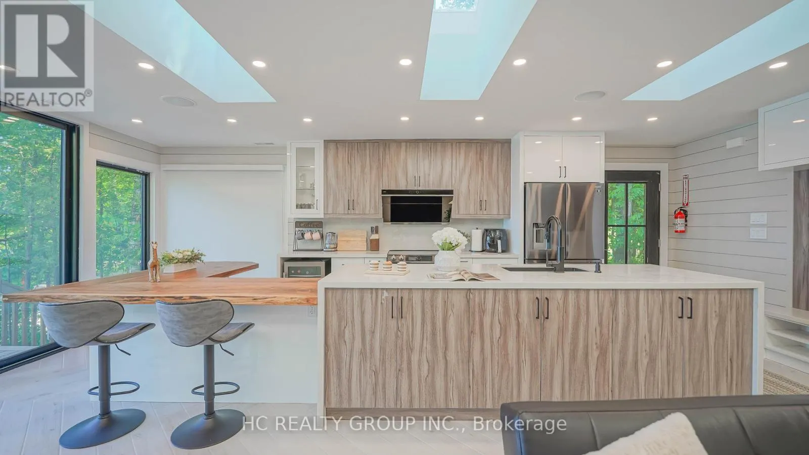 456 SILVER BIRCH DRIVE