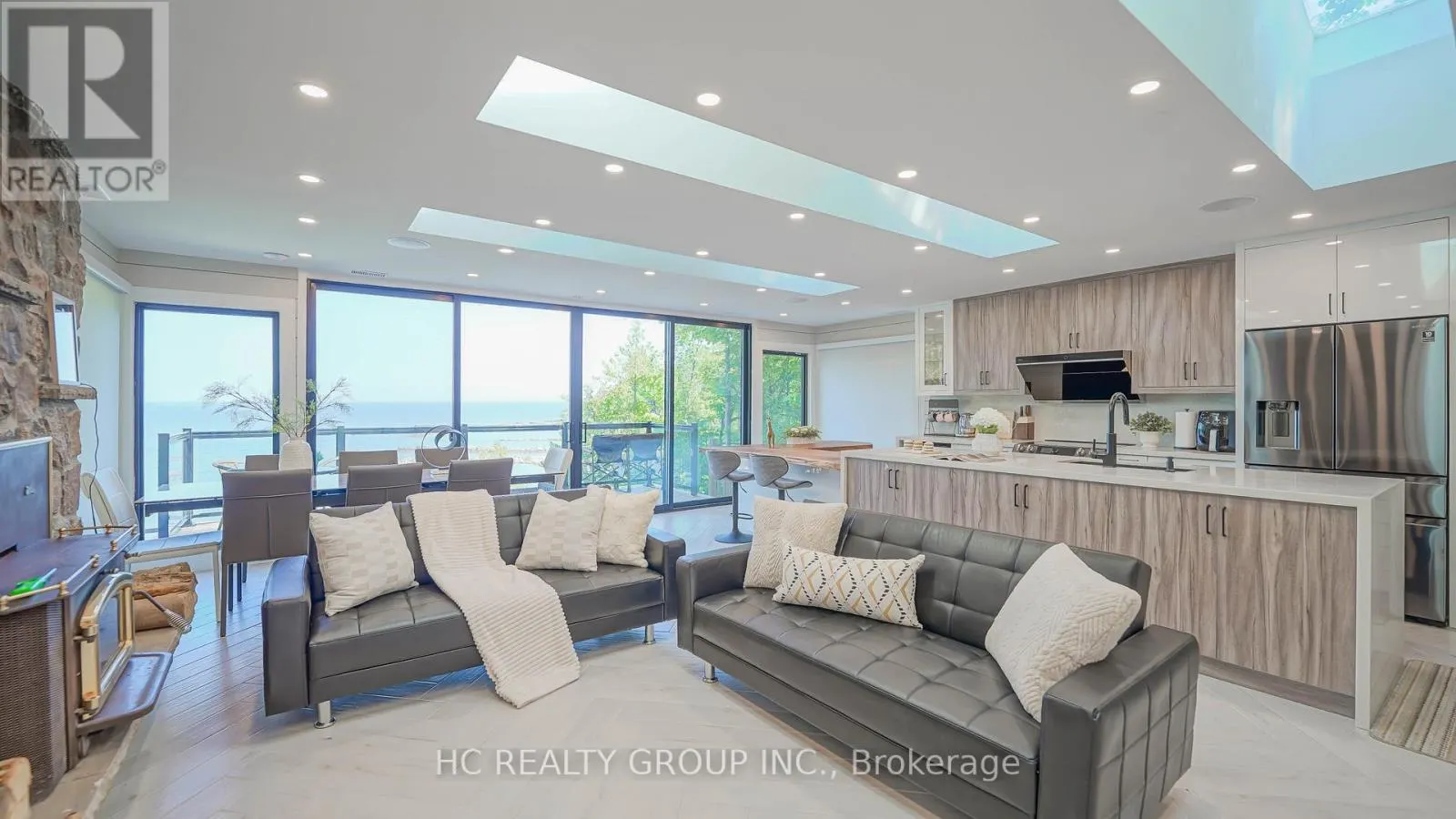456 SILVER BIRCH DRIVE