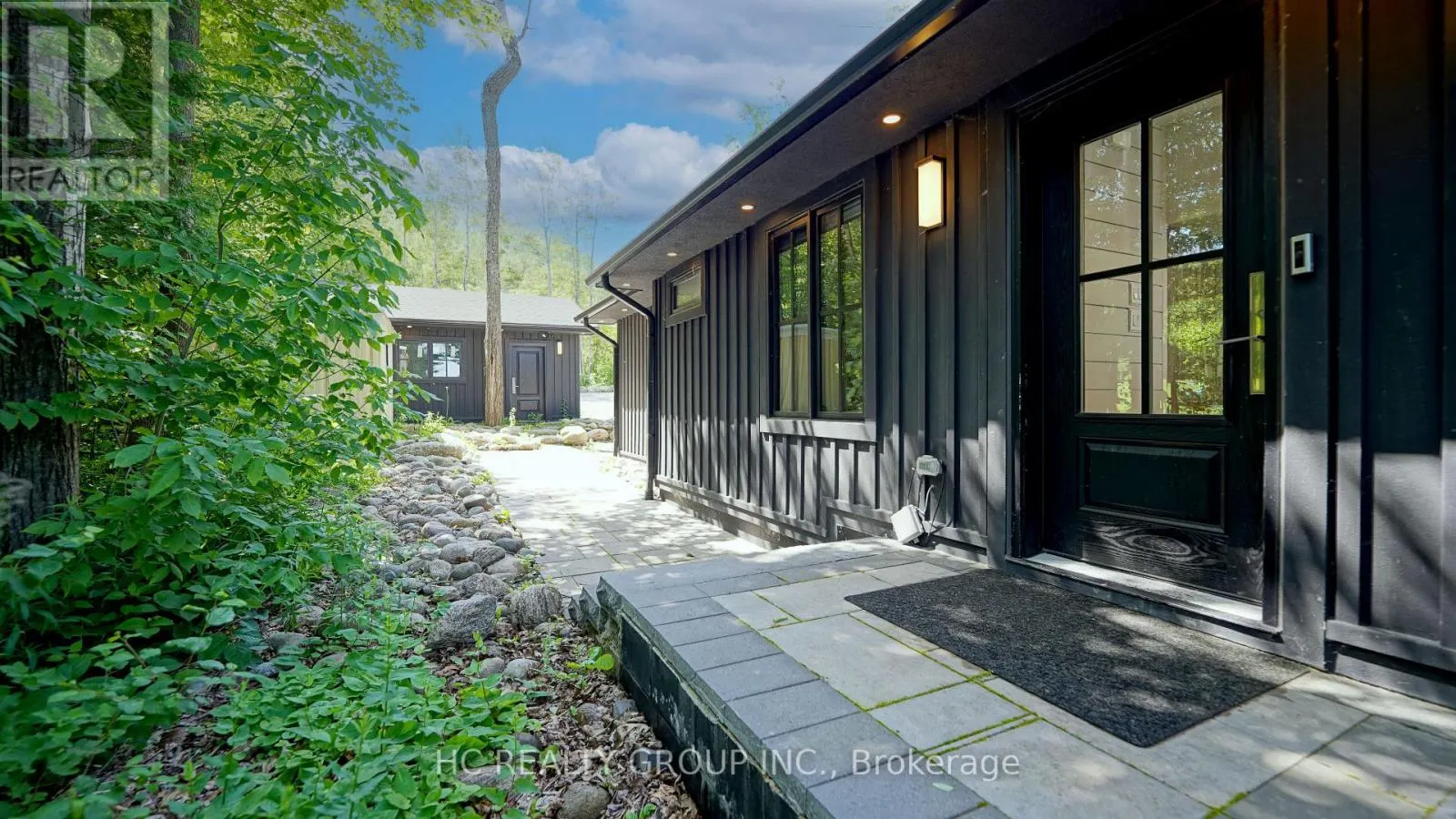456 SILVER BIRCH DRIVE