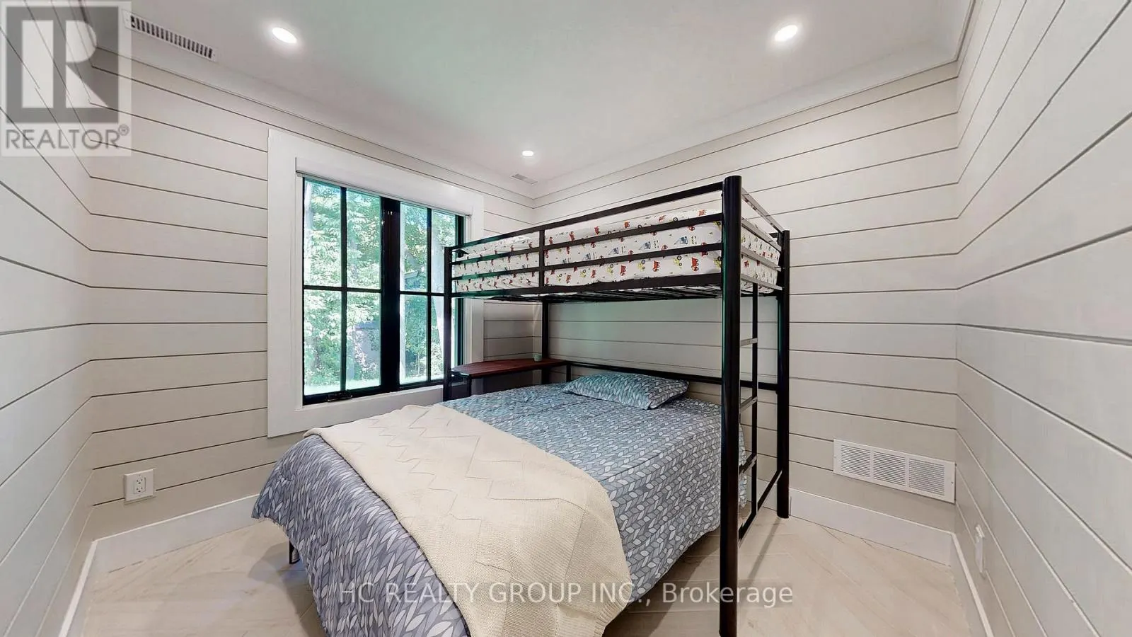 456 SILVER BIRCH DRIVE