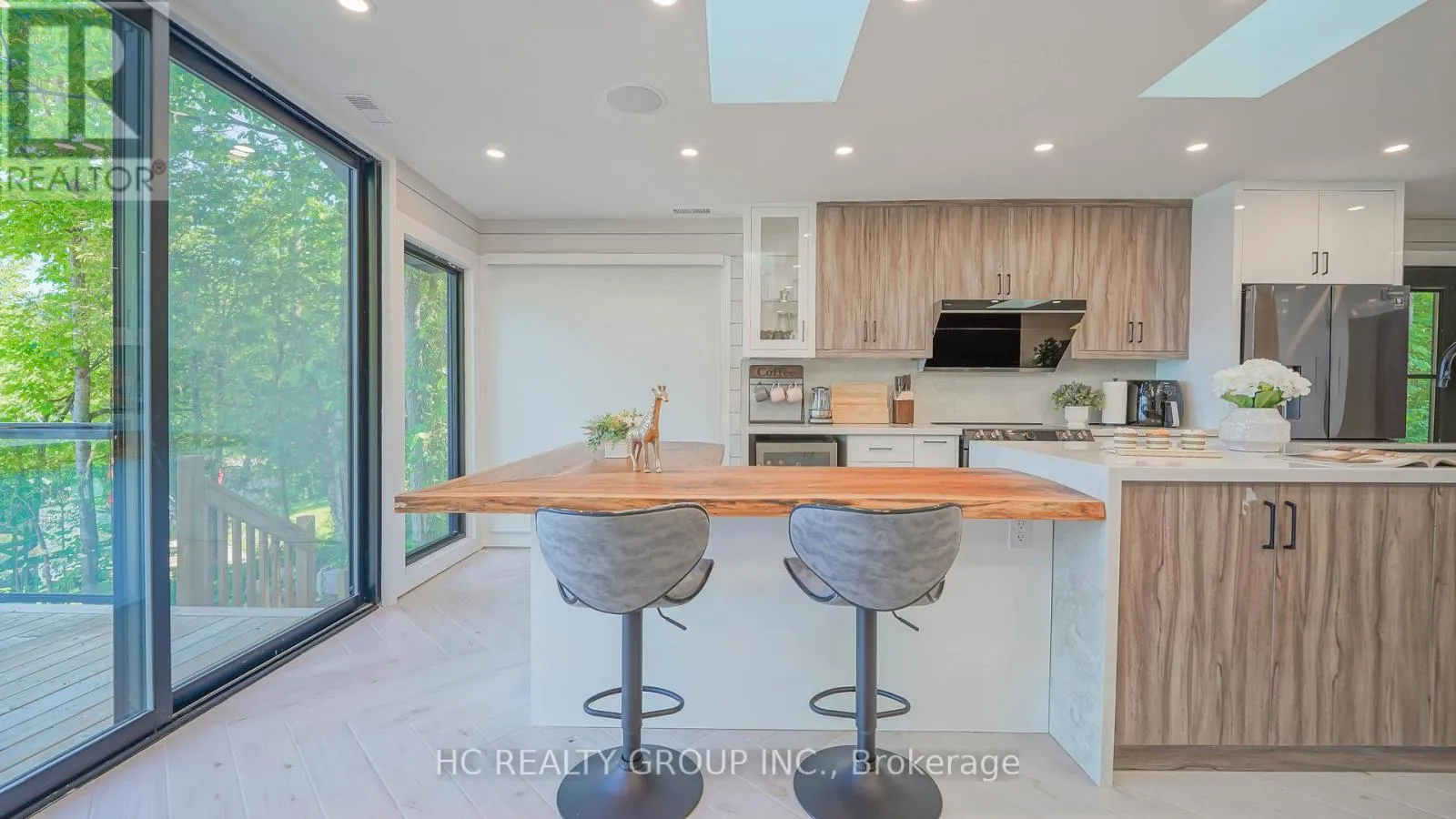 456 SILVER BIRCH DRIVE